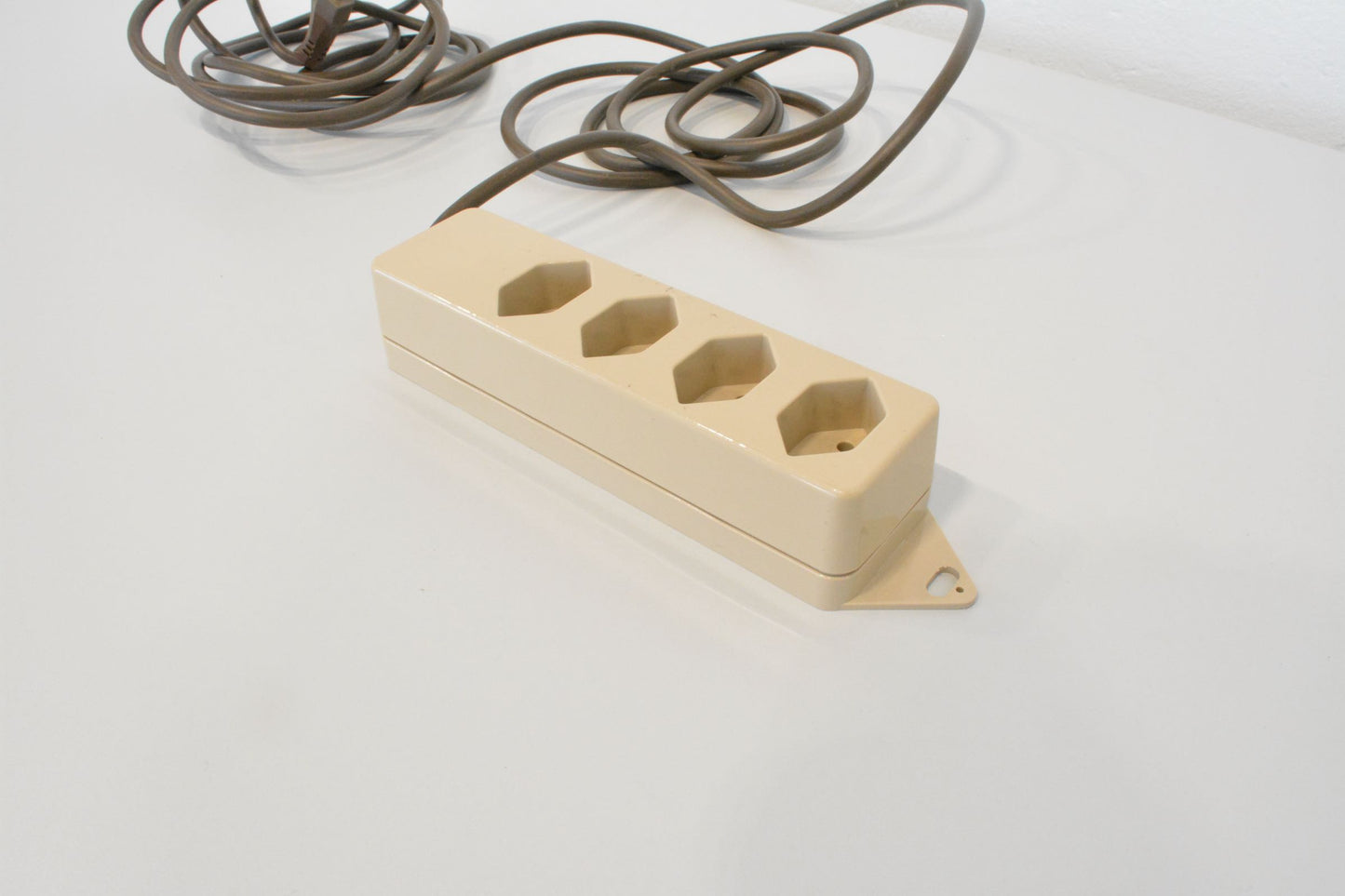 Max Hauri Basic Mehrfachstecker Kunstoff beige - 6022732