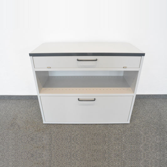 Zimmerli Basic Sideboard in lichtgrauer Spanplatte