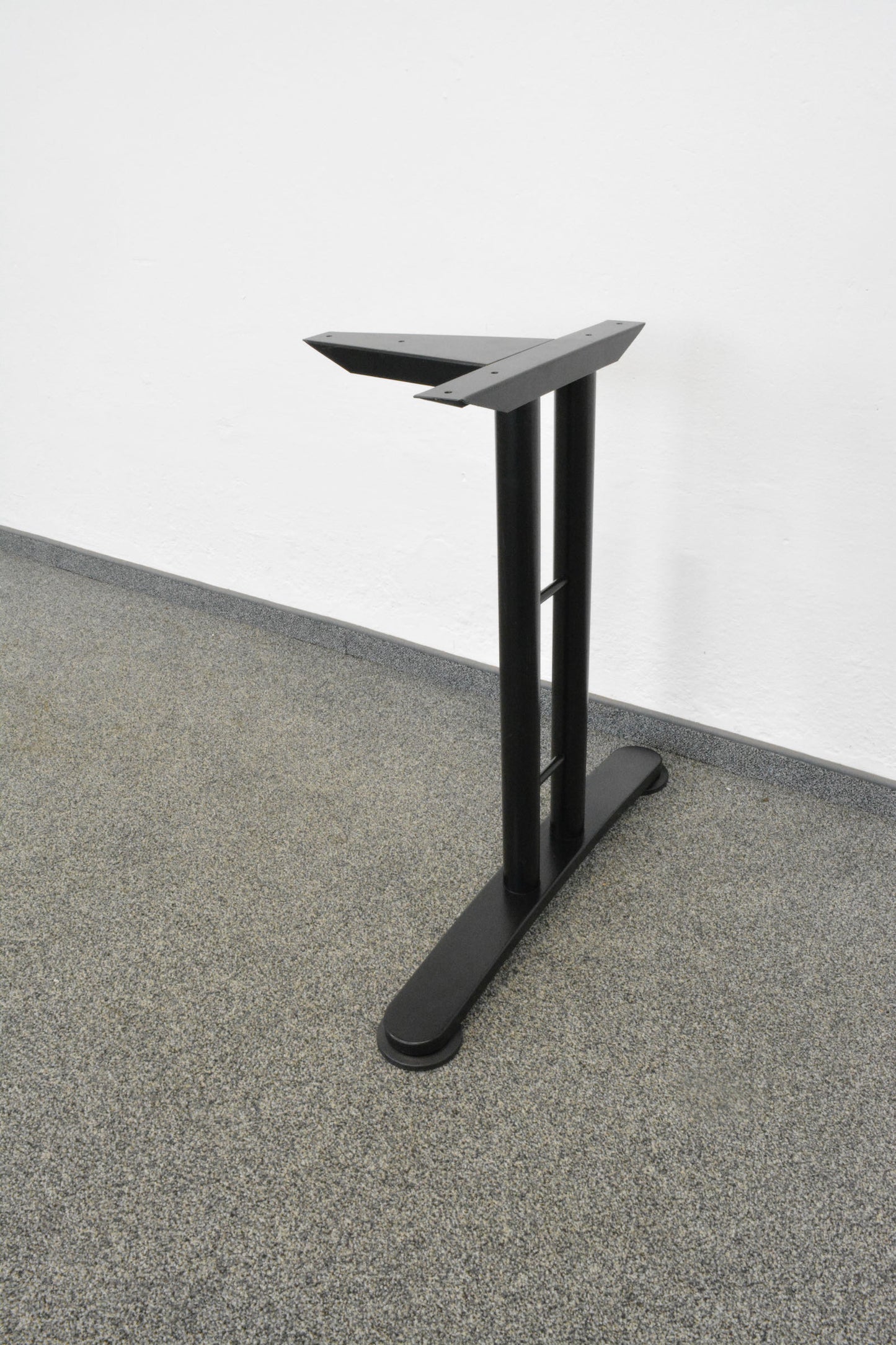 Ergodata System Desk Tischgestell seitliche Ansicht