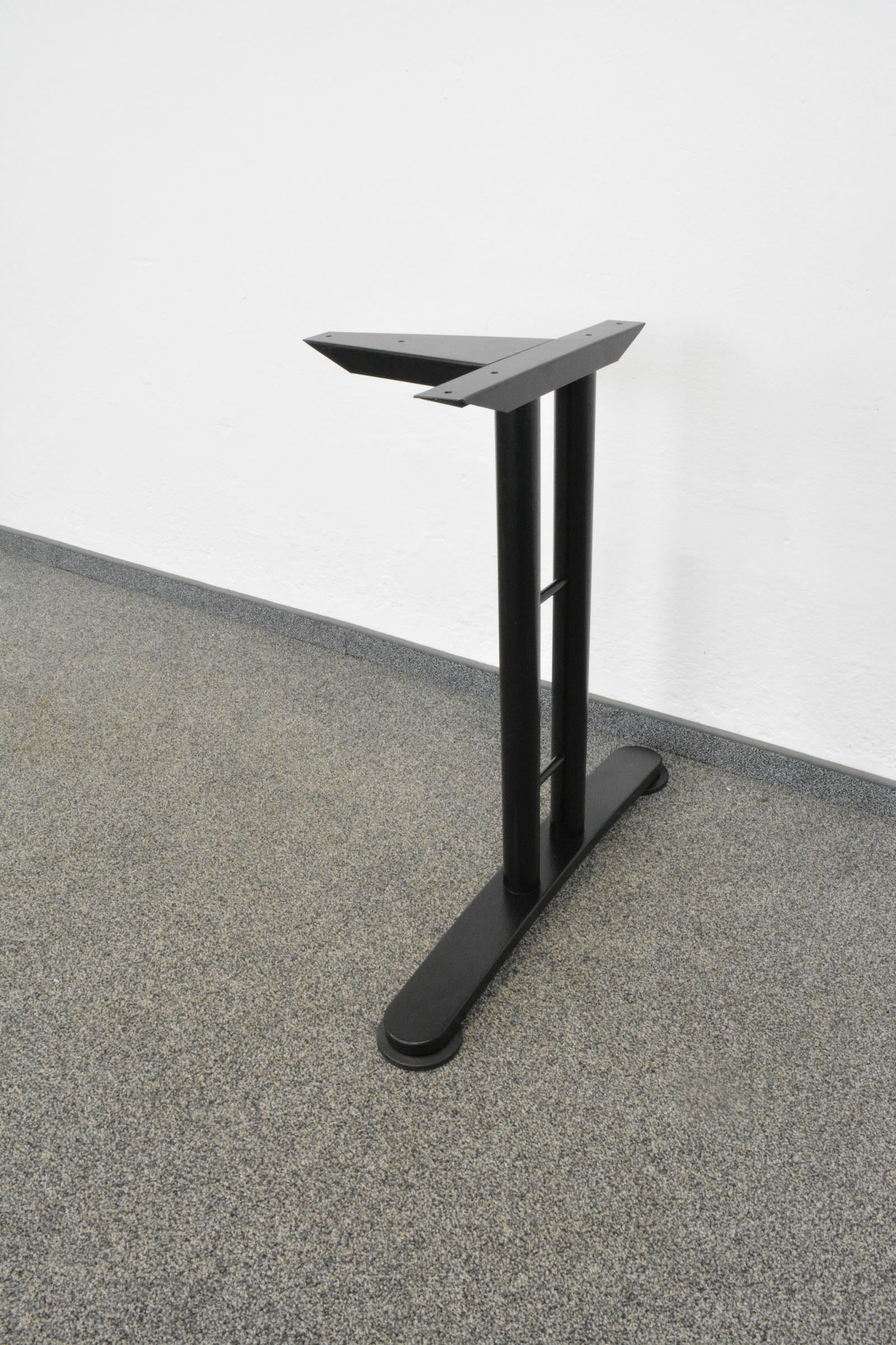 Ergodata System Desk Tischgestell seitliche Ansicht