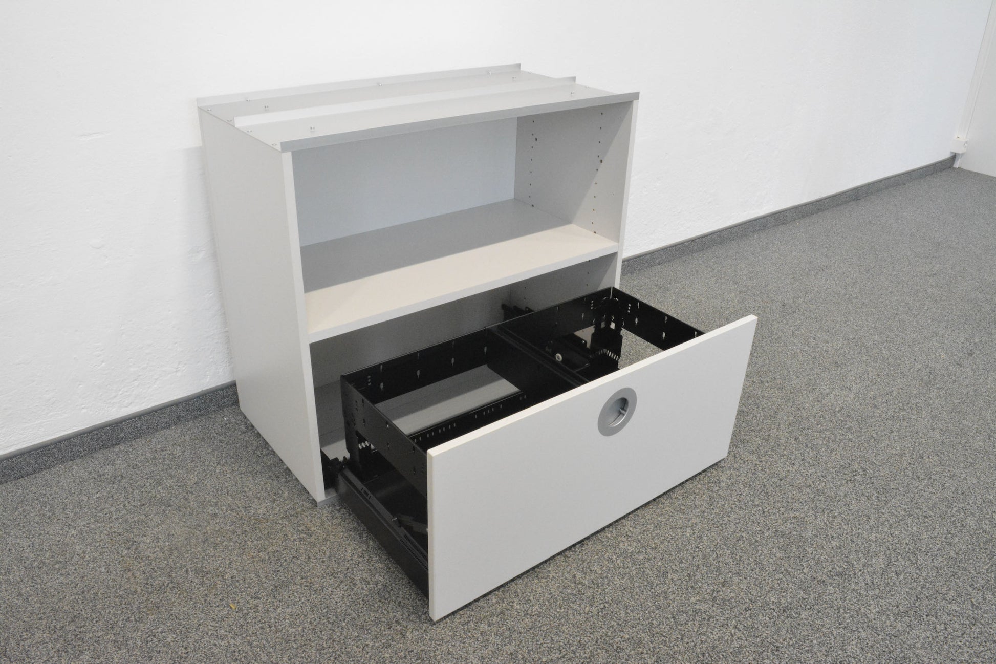 Das Denz D3 Basismodul B3 ist 800 mm breit