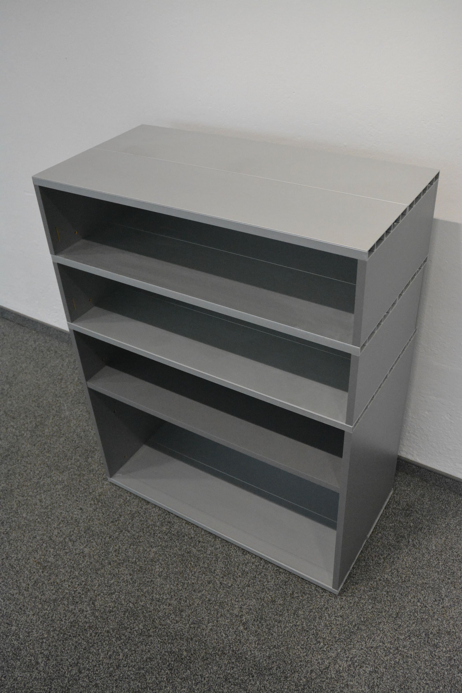 Denz D3 Sideboard mit Abdeckung Aluminium in Silbergrau
