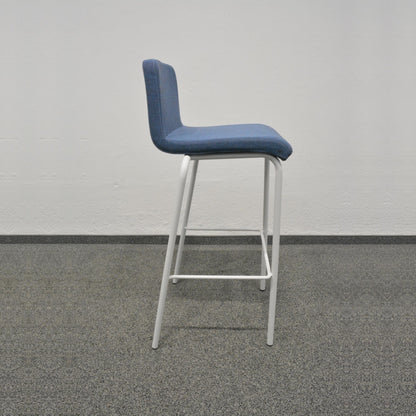 Steelcase B-Free Barhocker seitliche Ansicht - 6030576