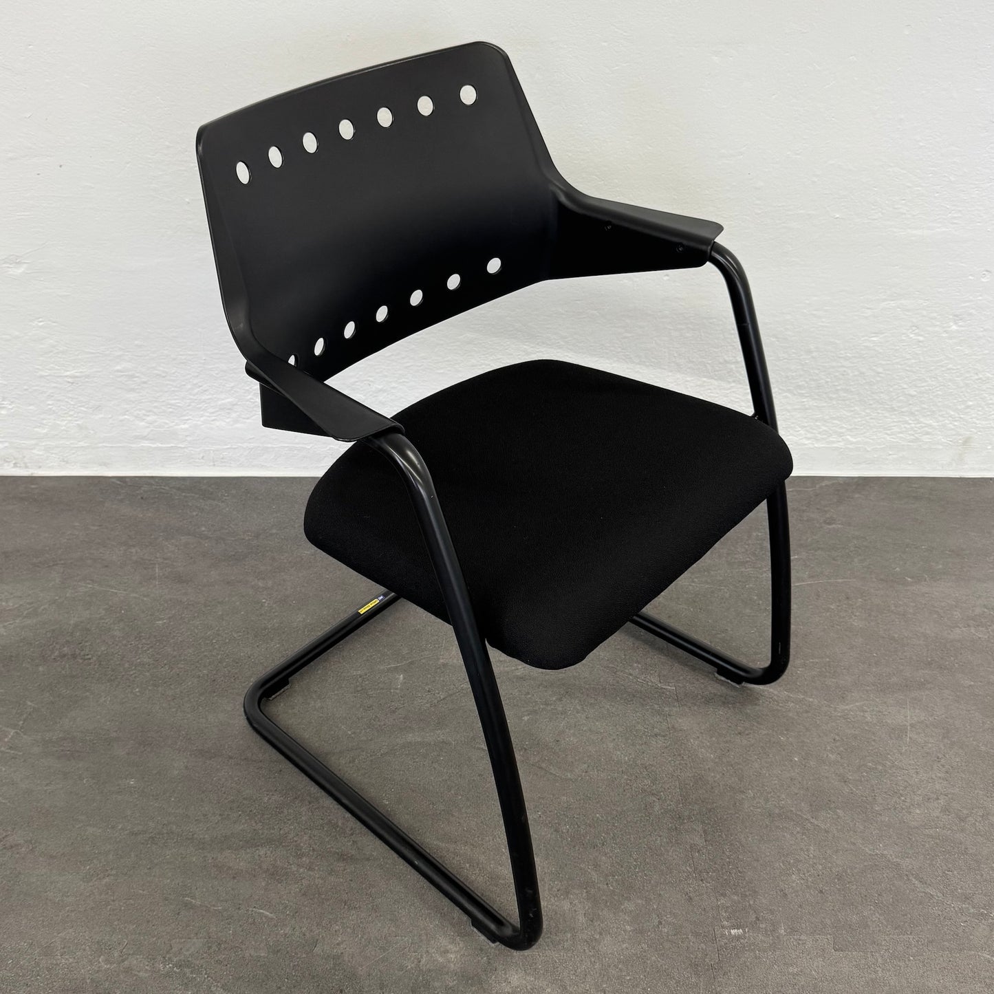 Girsberger 3300 Freischwinger mit Gestell Schwarz - 6033087