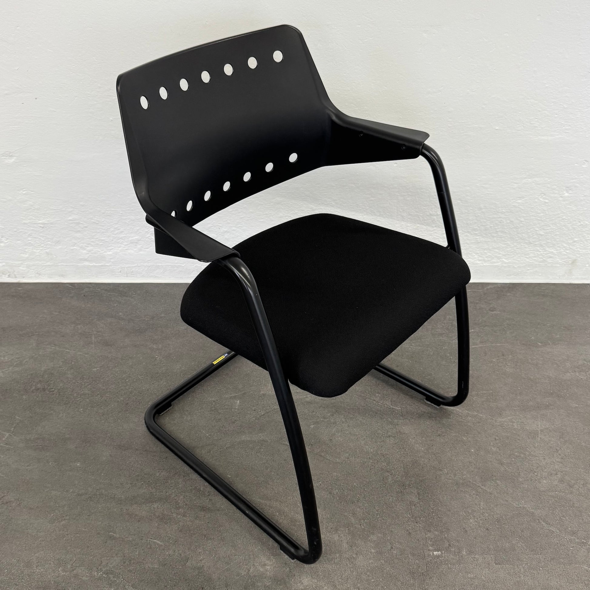 Girsberger 3300 Freischwinger mit Gestell Schwarz - 6033087