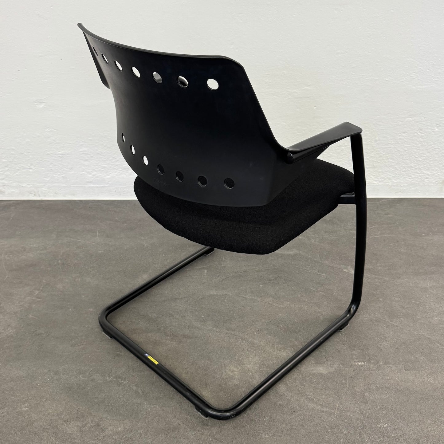 Girsberger 3300 Freischwinger mit Rückenschale Kunstoff Schwarz - 6033087