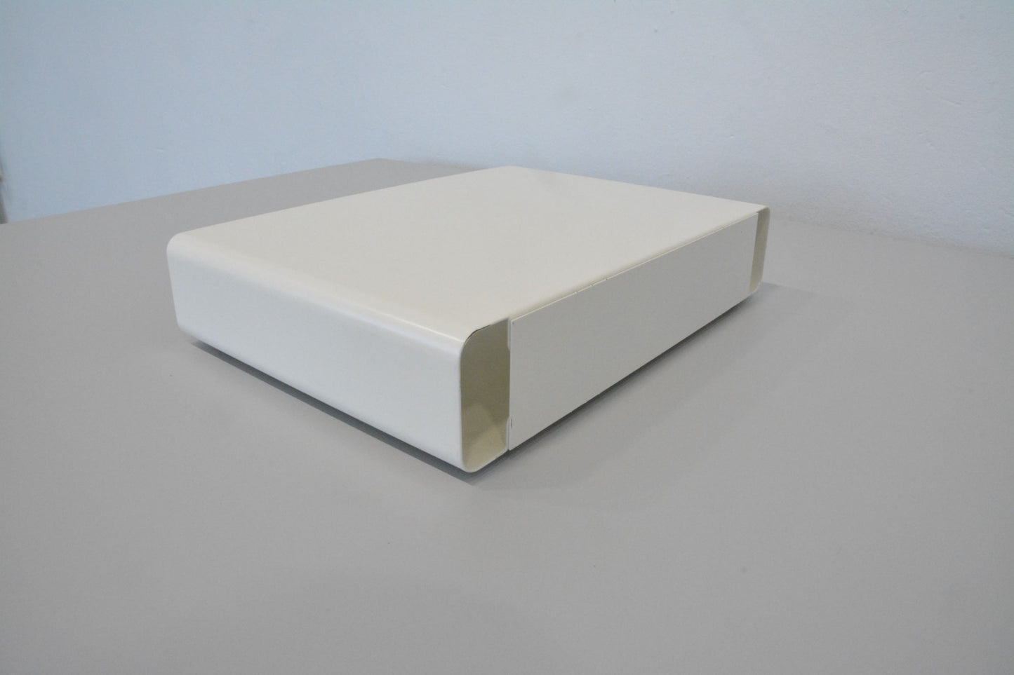 Lista Office LO Plug Ablagefach Ansicht von hinten - 6033231