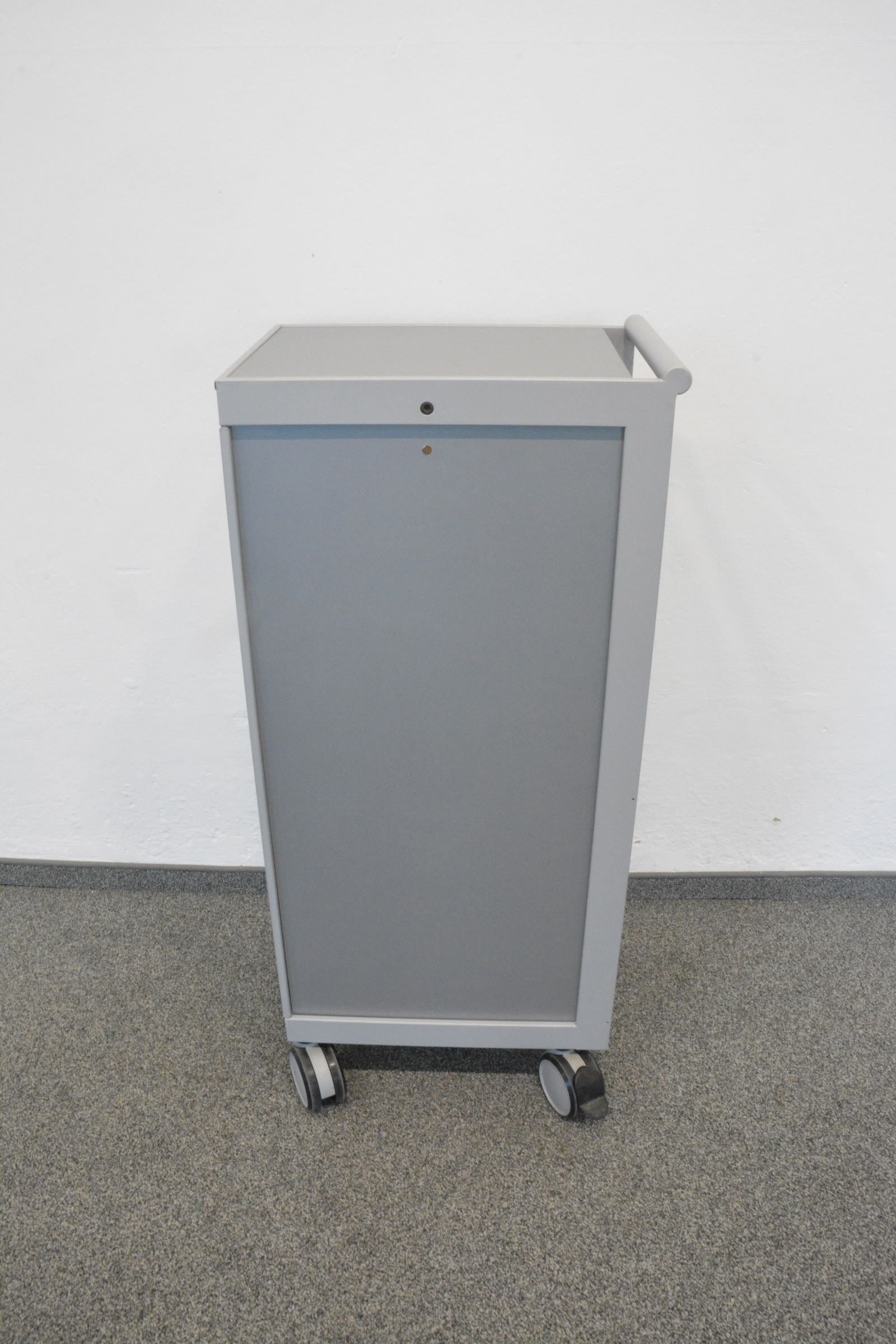 Denz D3 Roll-Caddy seitliche Ansicht