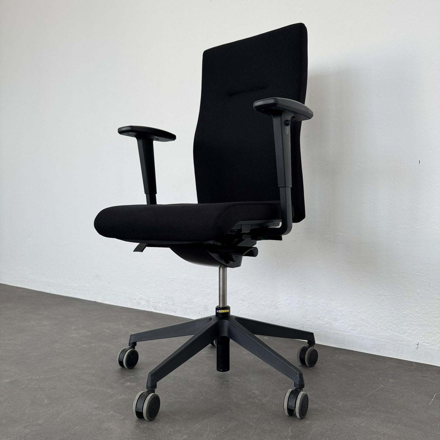 Züco Cubo Bürodrehstuhl Ansicht Höhenlift - 6033775