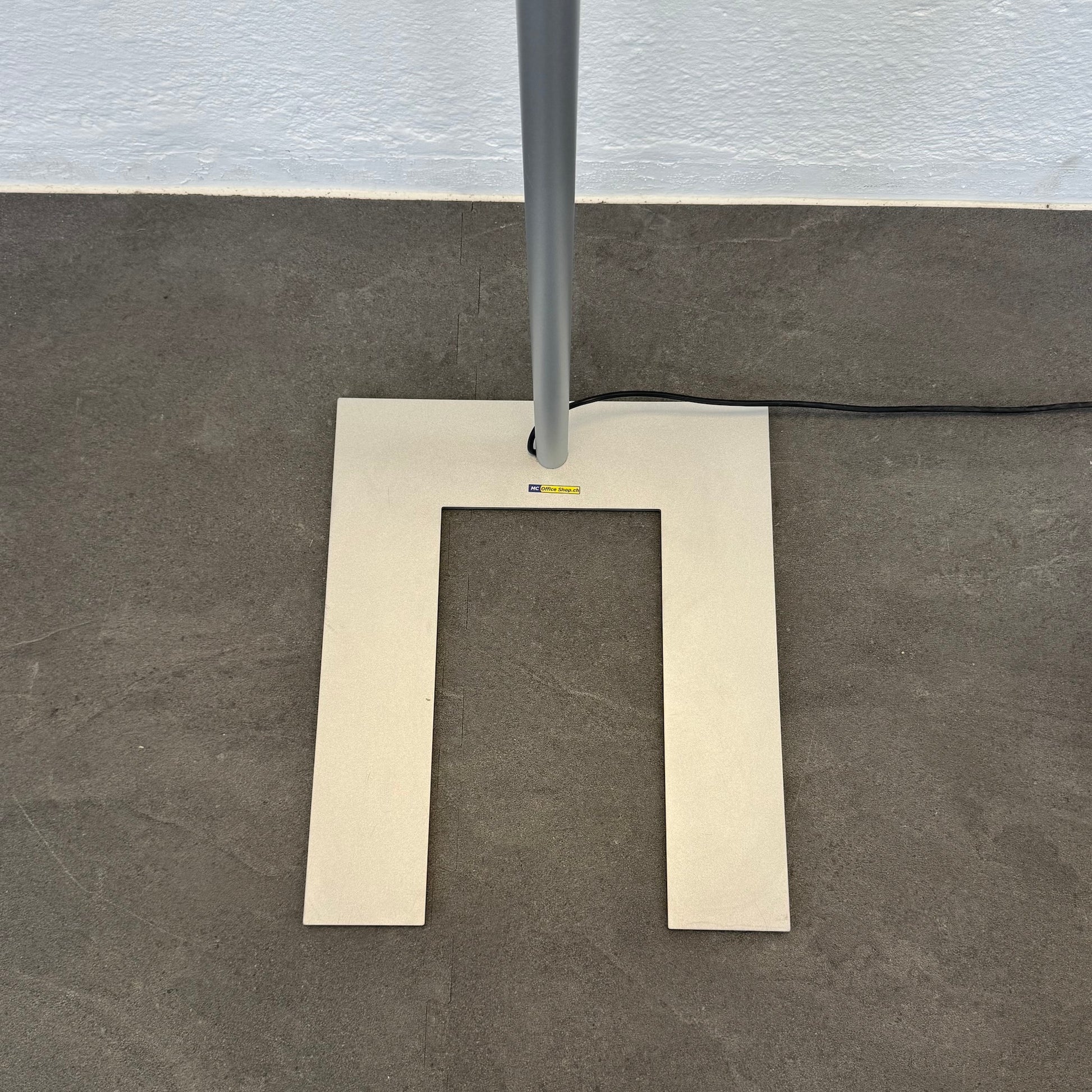 Regent Level Stehleuchte Detailfoto Standfuss - 6033778