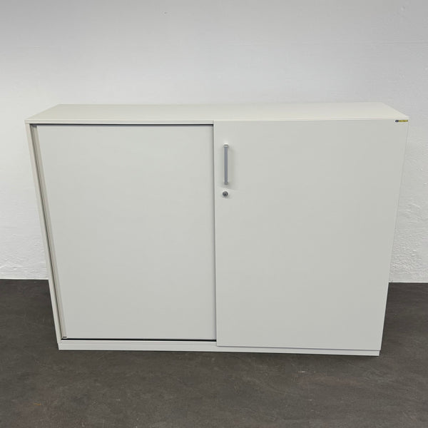 Steelcase Share It Schiebetürschrank