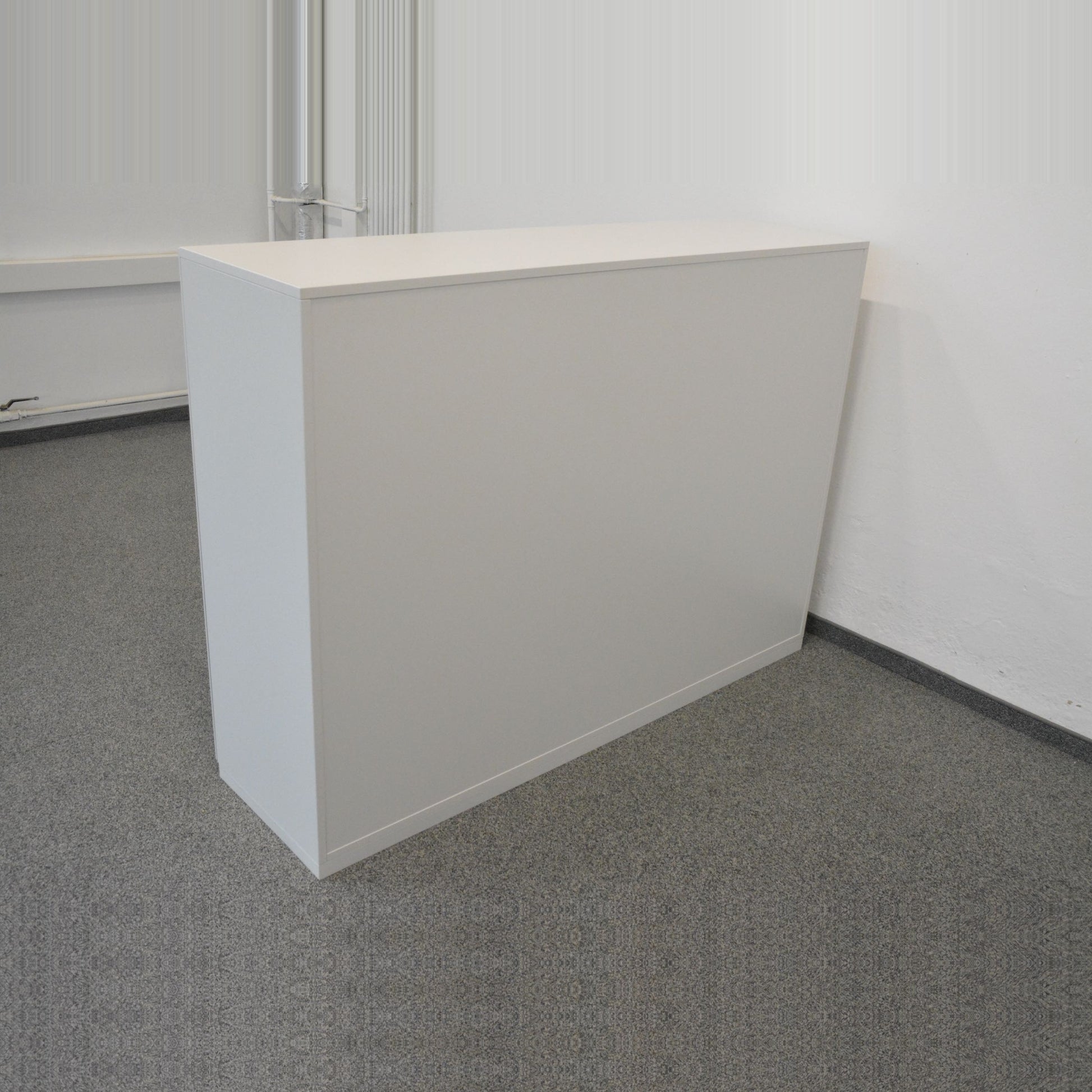 Steelcase Share It Schiebetürschrank Ansicht von hinten