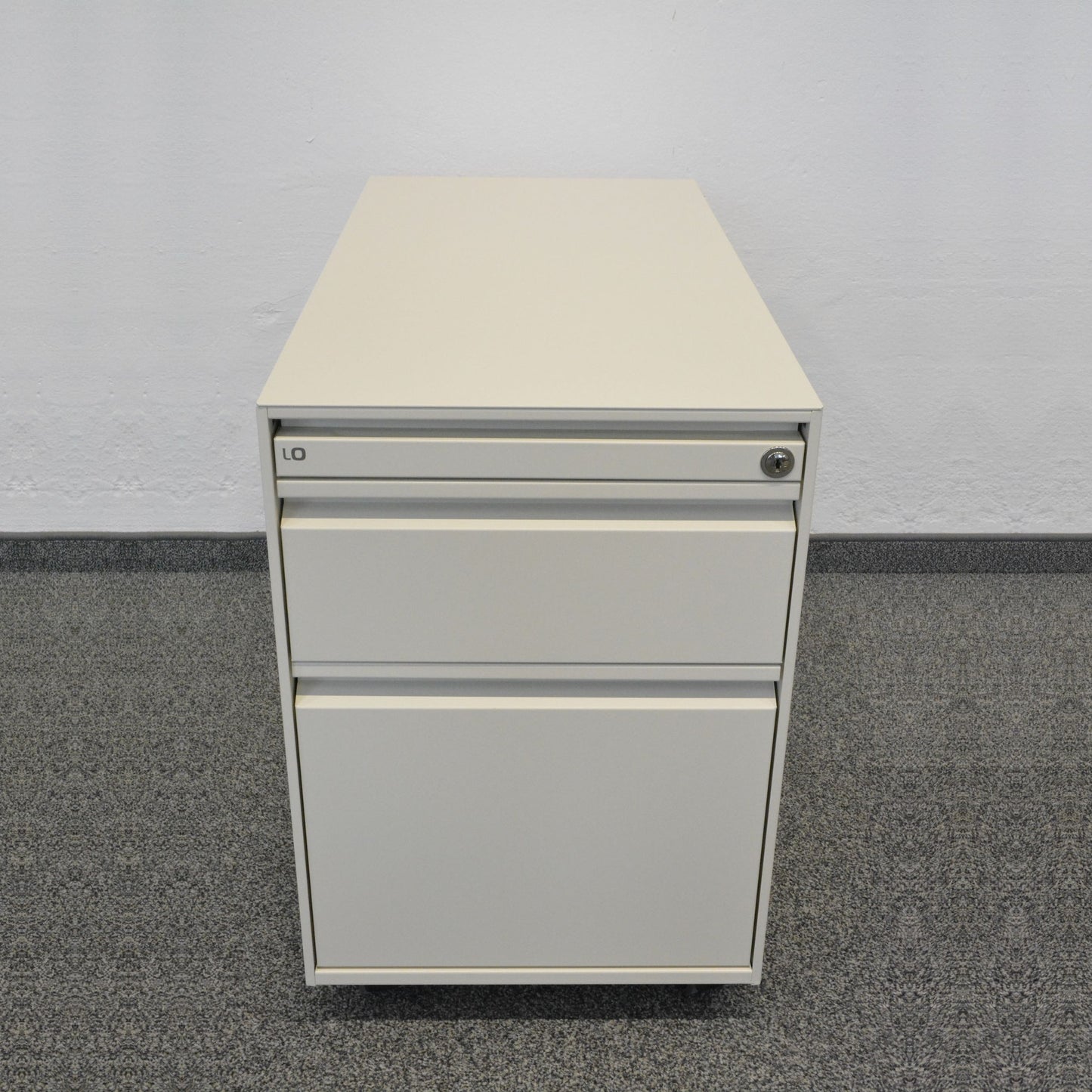 Lista Office Serie L Roll-Korpus in Perlweiss