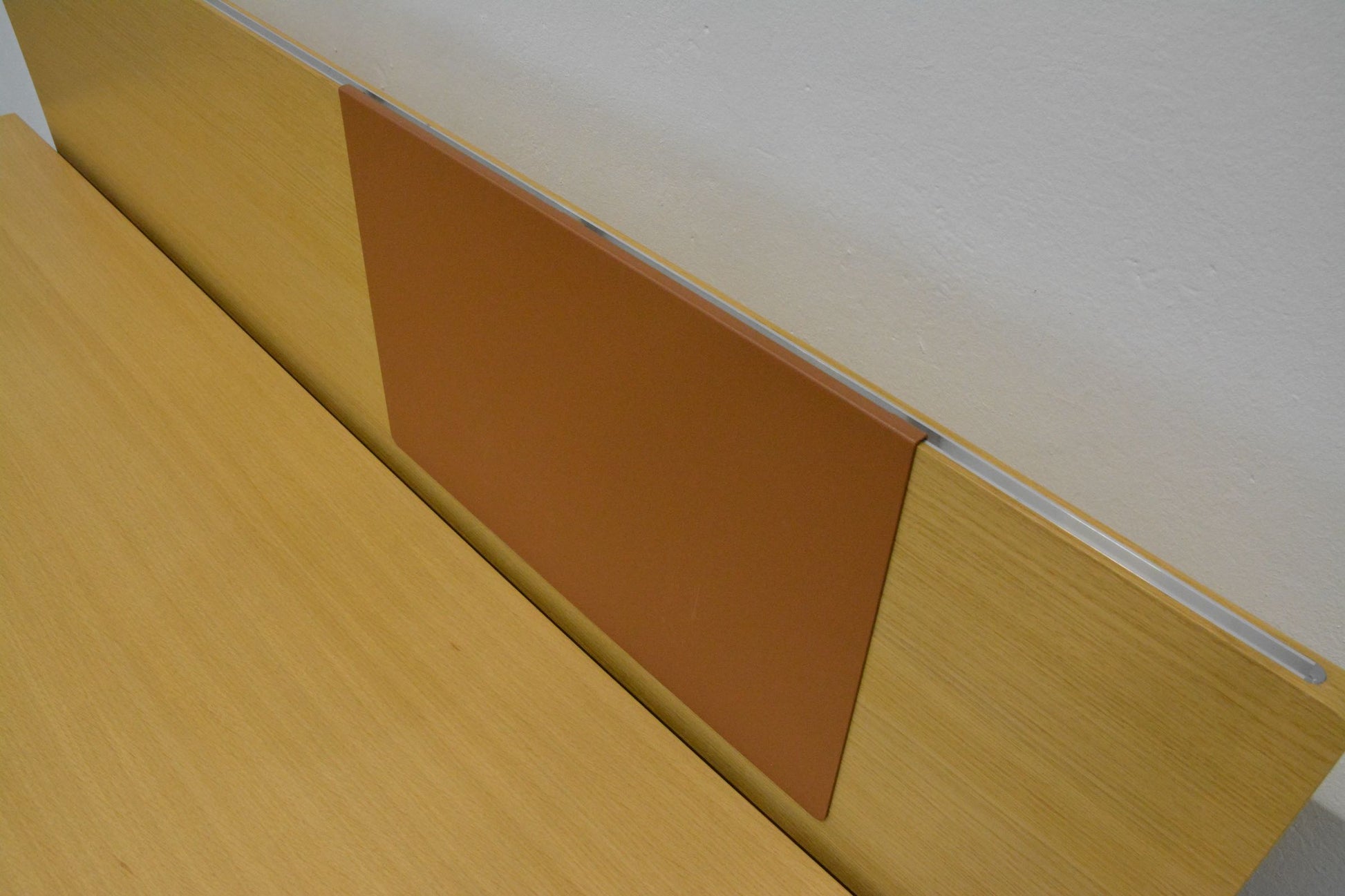 Lista Office One Magnetwand zum einhängen an Tischtrennwände