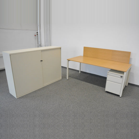 Lista Office Motion Kombination Schreibtisch + Trennwand + Schiebetürschrank + Korpus
