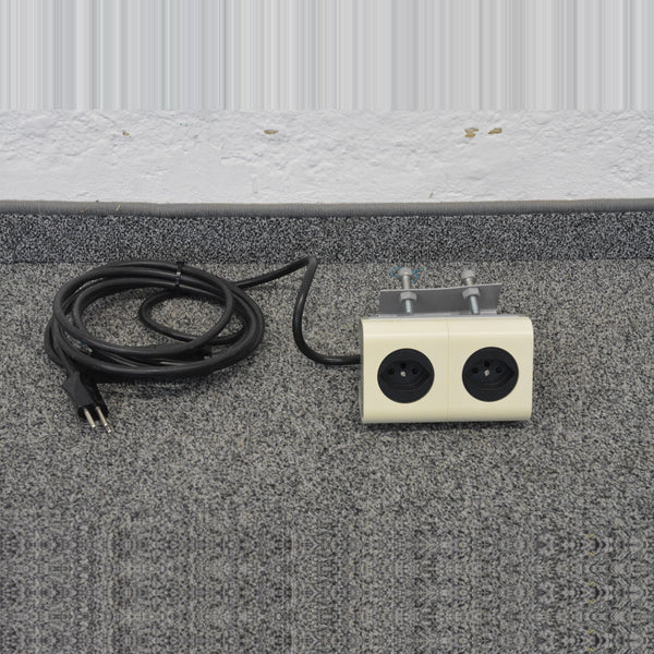 Steelcase One Mehrfachstecker