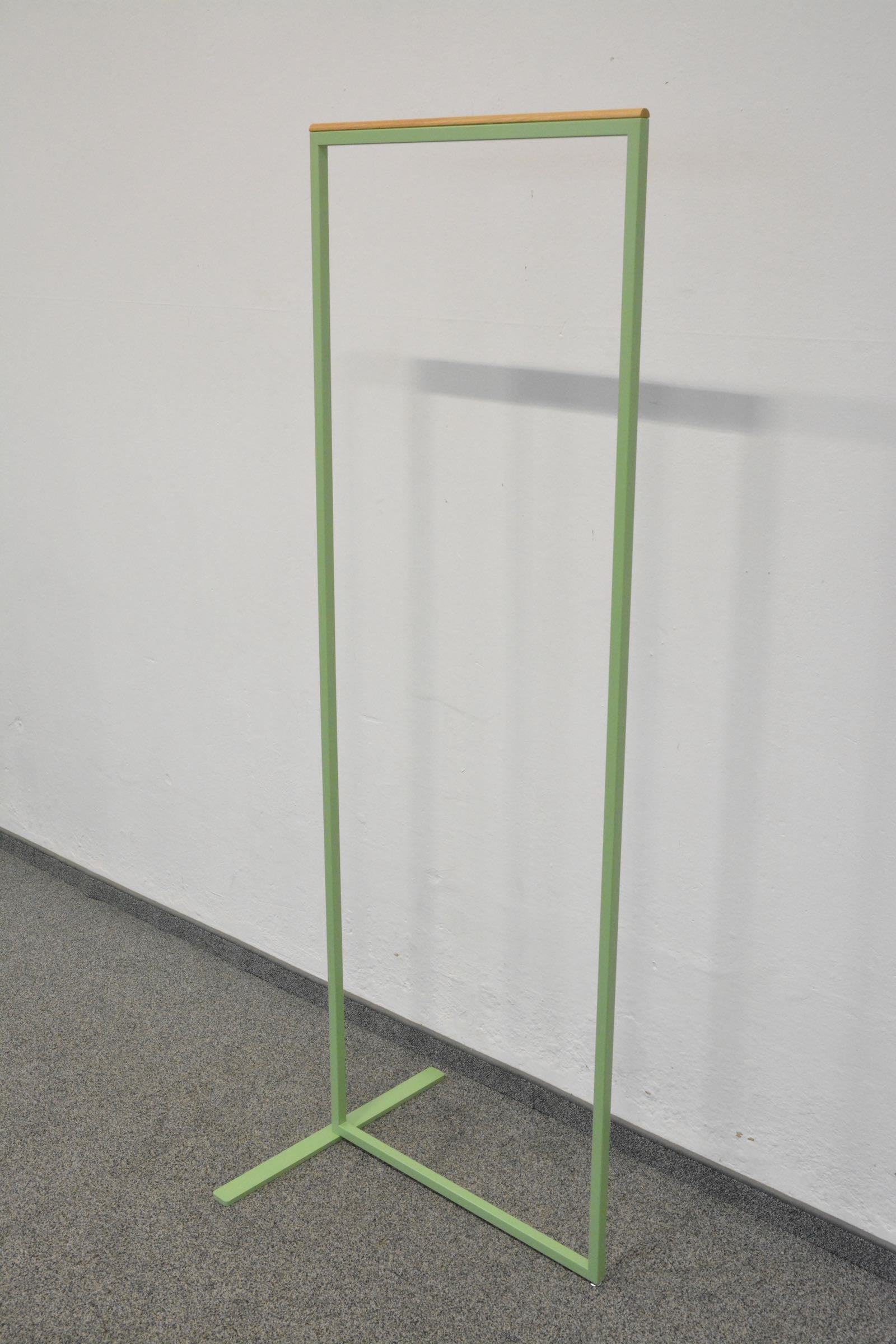 Top Design Exclusiv One Garderobenständer mit breitem Standfuss