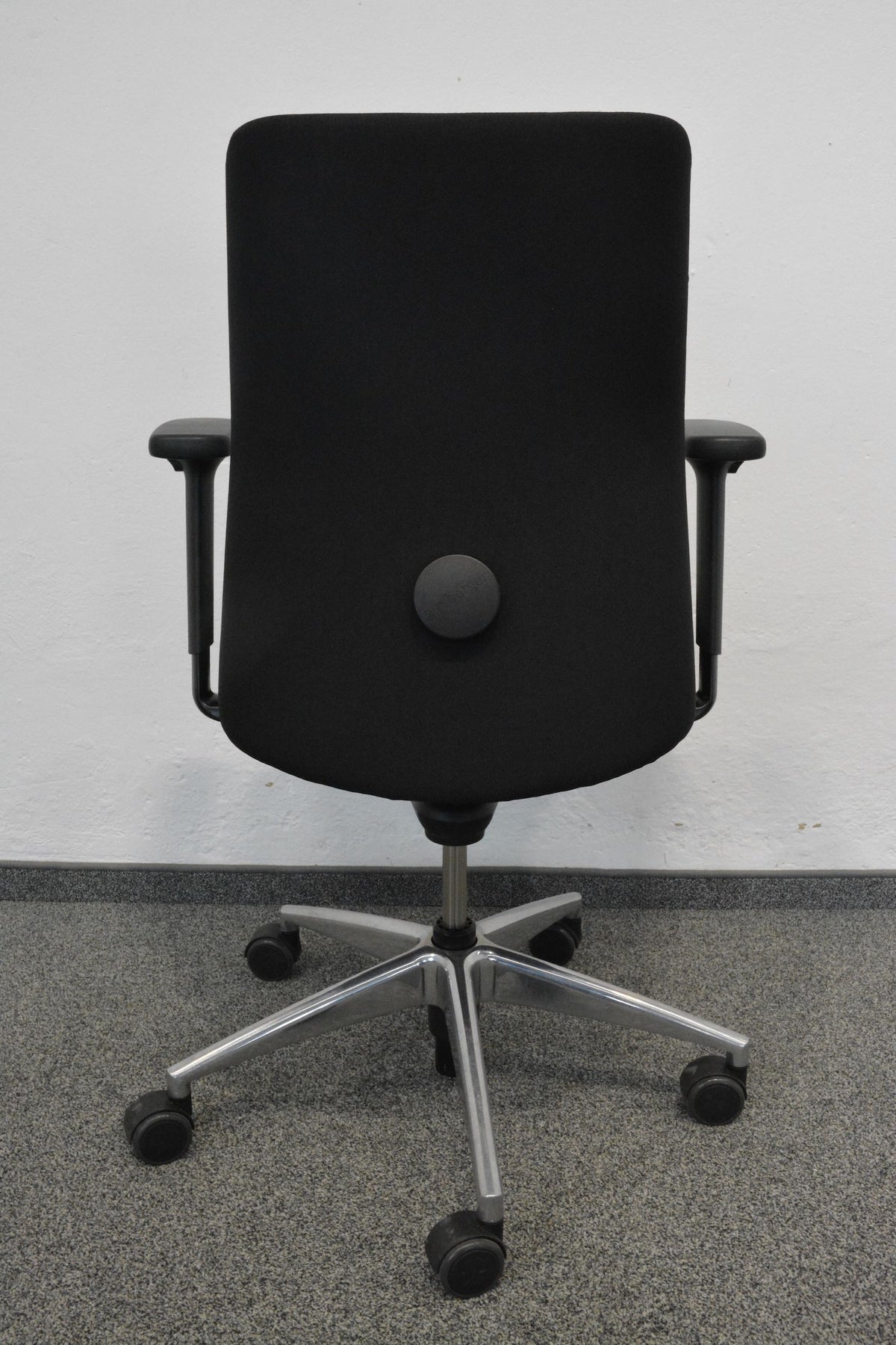 Girsberger Presto Bürodrehstuhl - kurze Rückenlehne - mit Armlehnen - Kippschalter