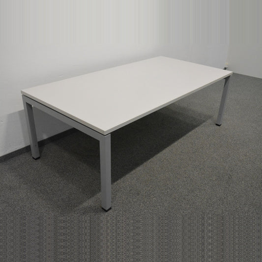 Denz D3 Schreibtisch