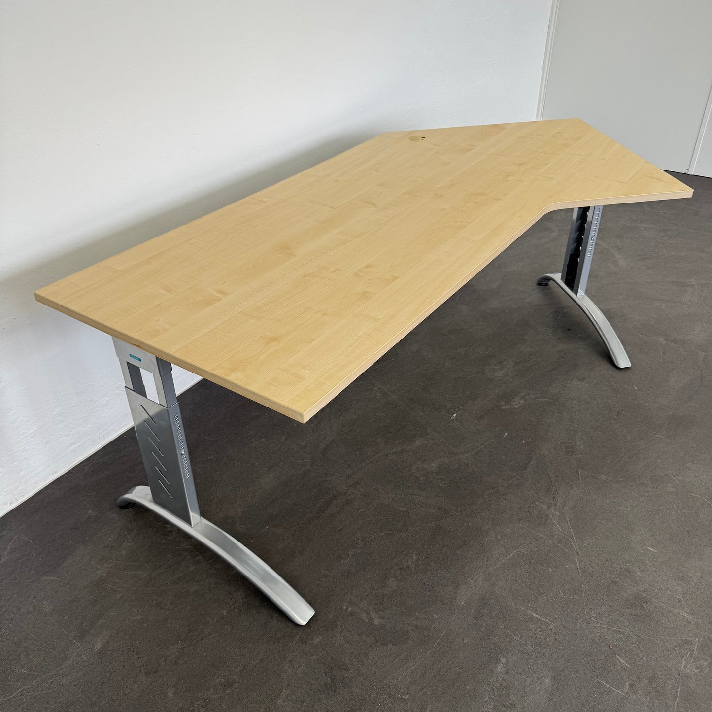 Hammerbacher MyTable F Schreibtisch Tiefe Tischplatte 800mm