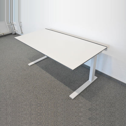 Lista Office LO Extend Schreibtisch mechanisch höhenverstellbar von 680-820mm - 6034489