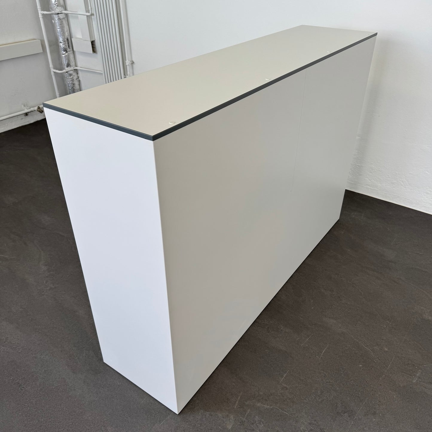 Lista Storage Schiebetür-Aktenschrank seitliche Ansicht