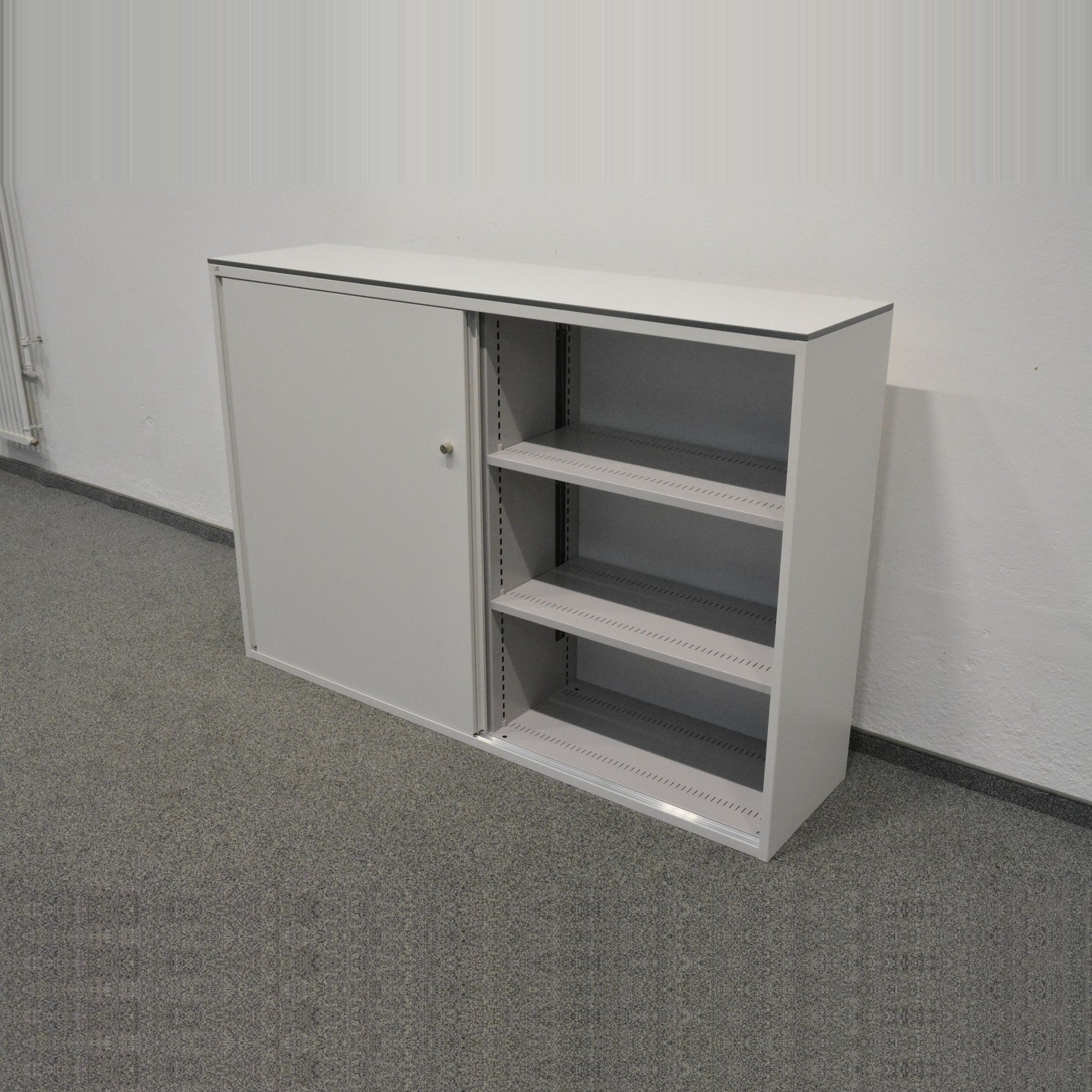Lista Storage Schiebetür-Aktenschrank 1600mm breit