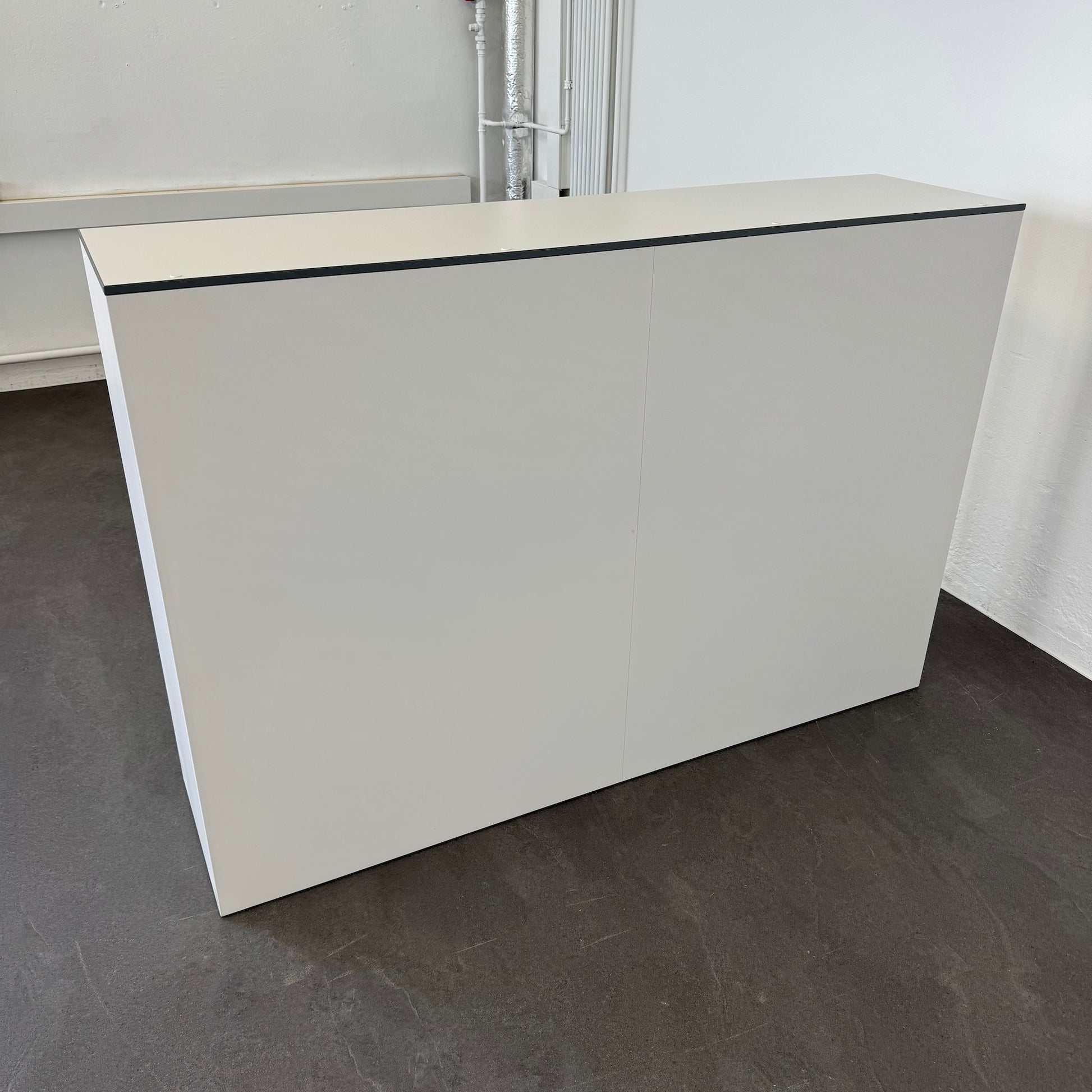 Lista Storage Schiebetür-Aktenschrank Ansicht von hinten