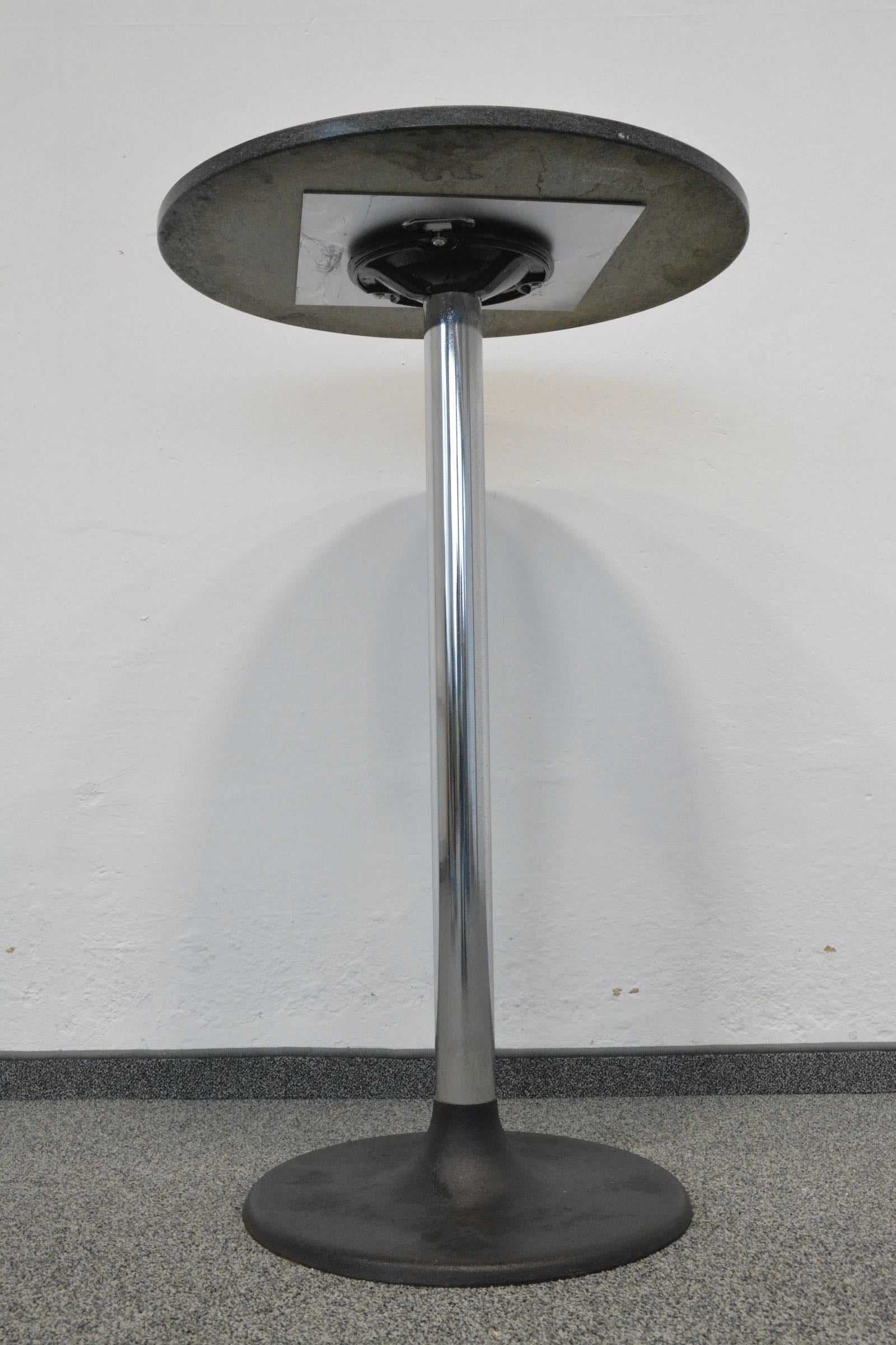 Top Design Classic Stehbartisch Ansicht von unten