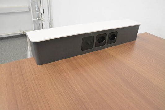 Steelcase Bag Stand Ablagemodul Ansicht Steckdosen