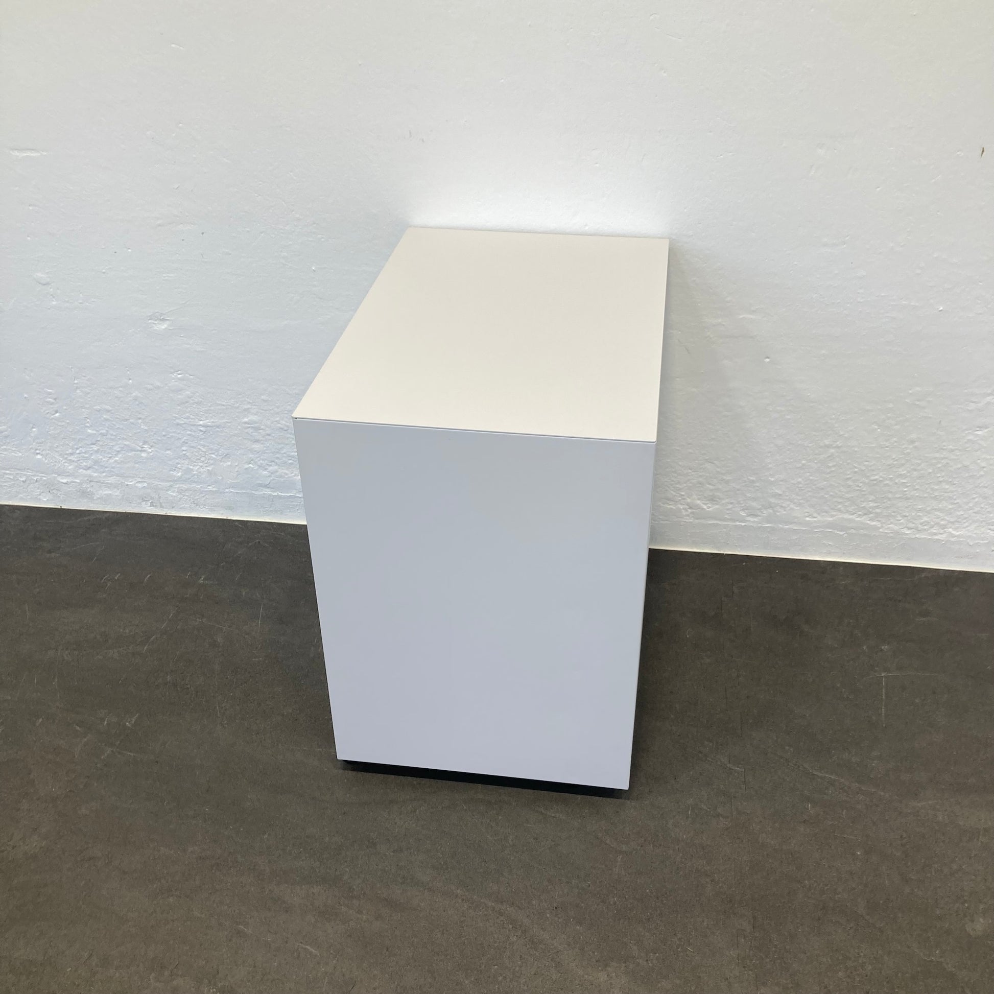 Lista Office Serie L Roll-Korpus Ansicht von der Seite - 6034628