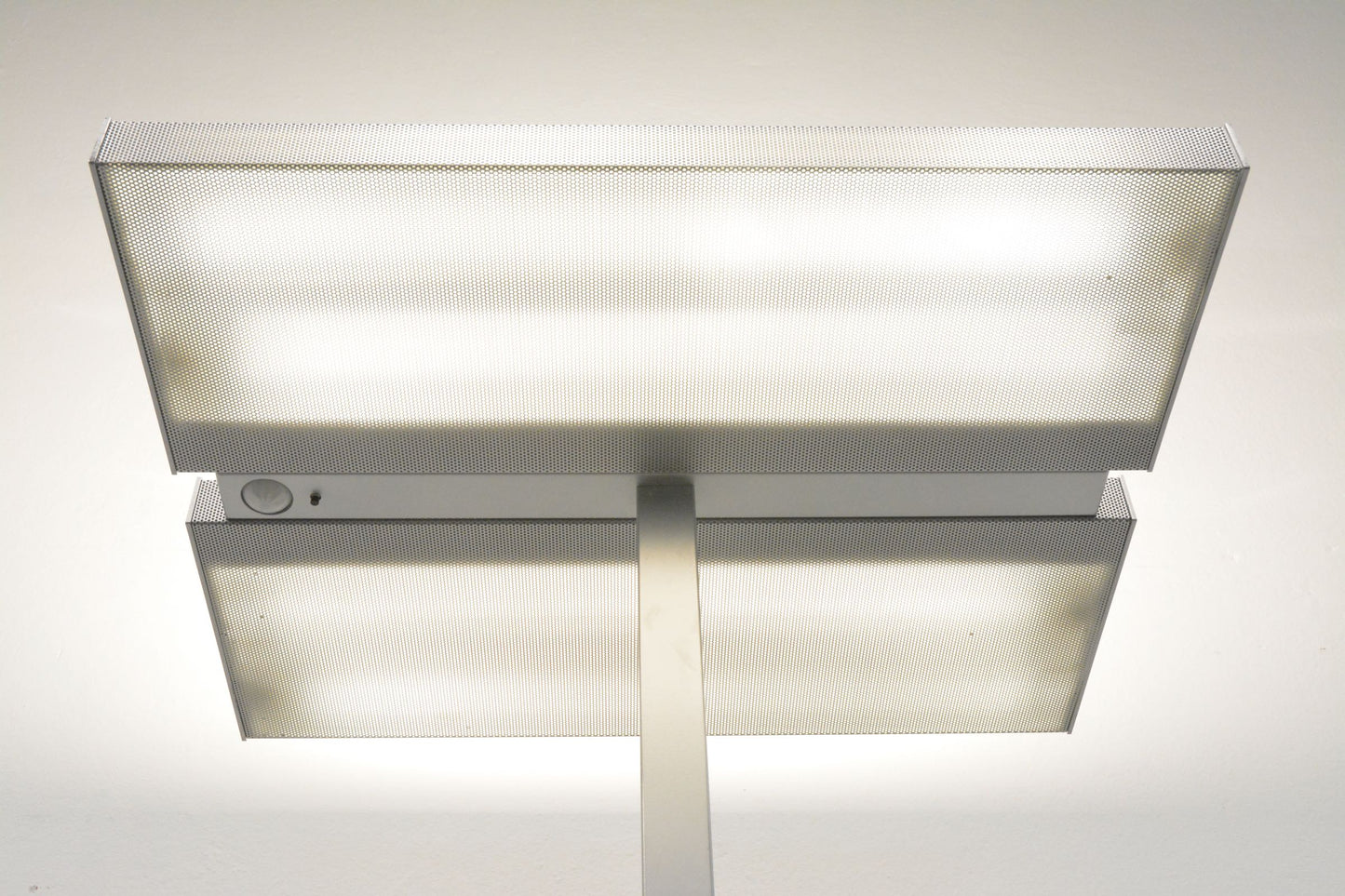 Alteme Tava Indirekt-/Direktleuchte 4 x 55 Watt