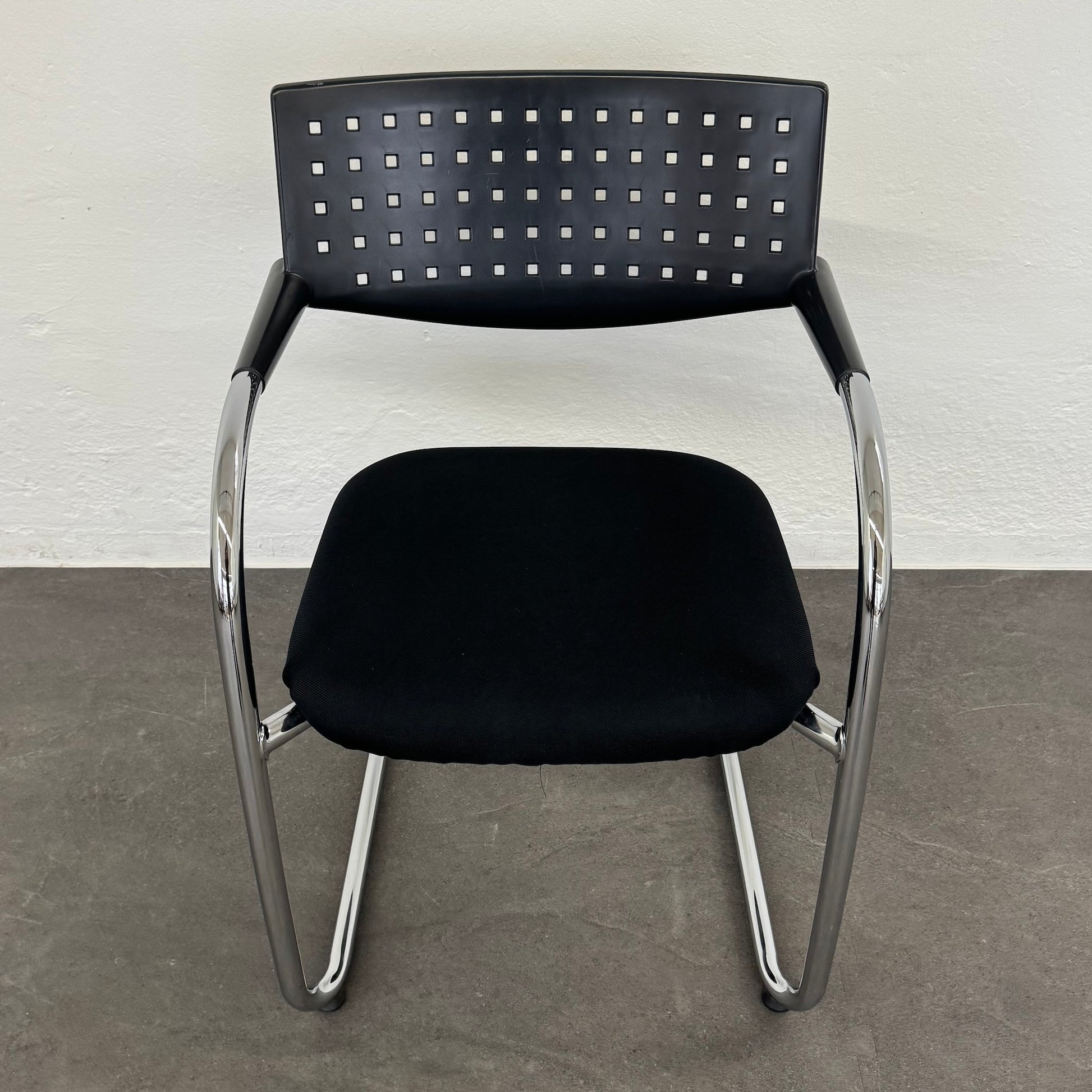 Vitra Visavis Freischwinger mit Stoffbezug Schwarz - 6034643