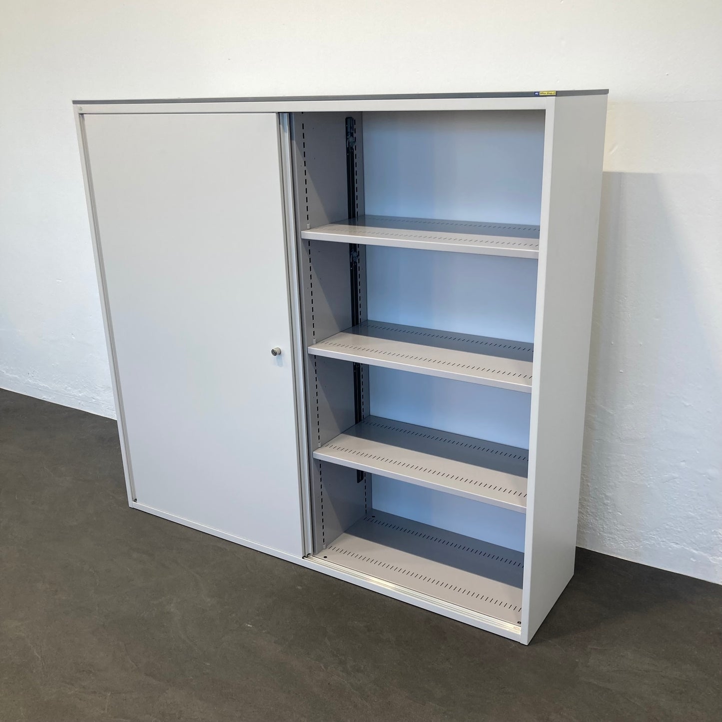 Lista Office LO Storage Schiebetür-Aktenschrank rechte Seite geöffnet - 6034793