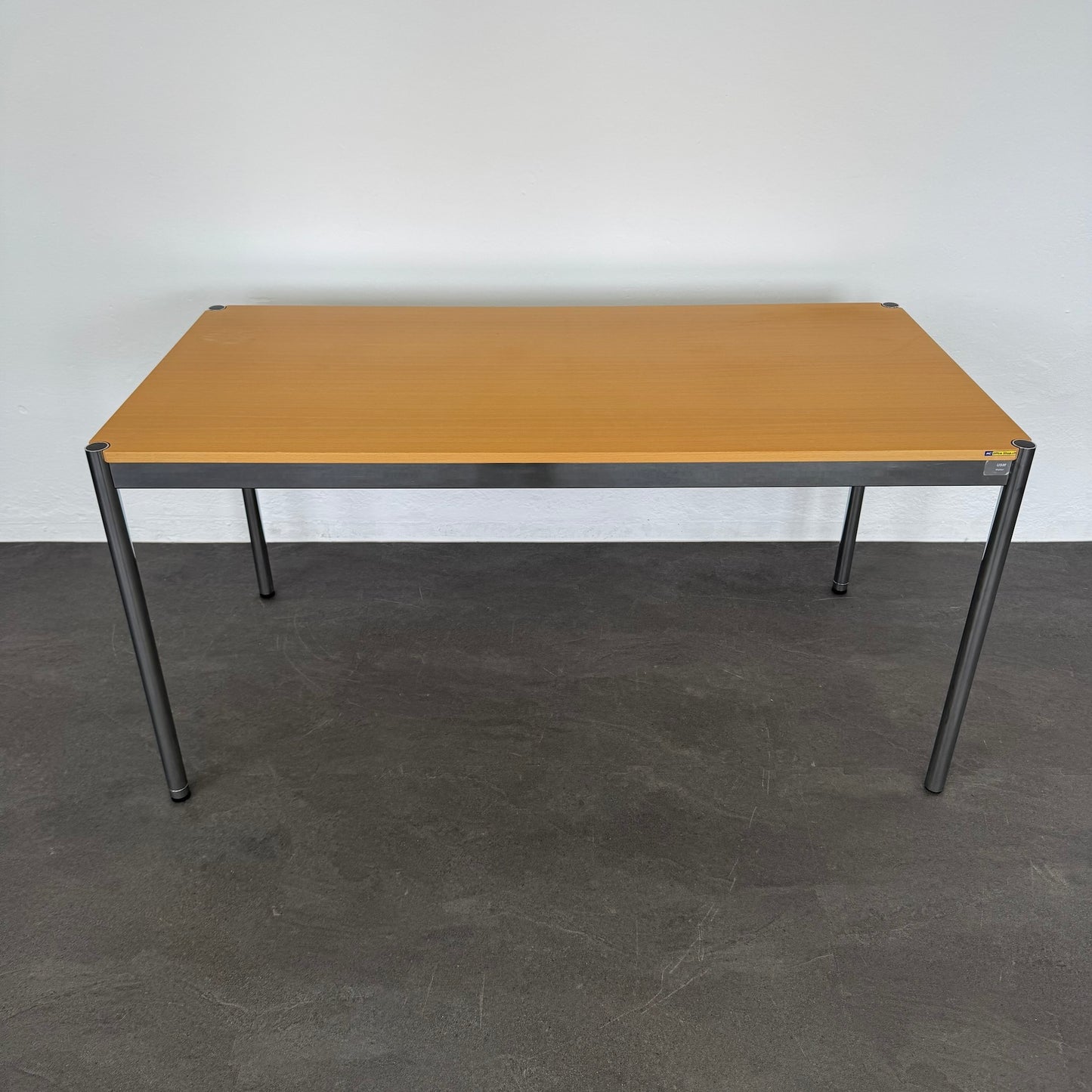 Ergodata Multi Desk Rondo Sitzungstisch MDF Buchenfurnier
