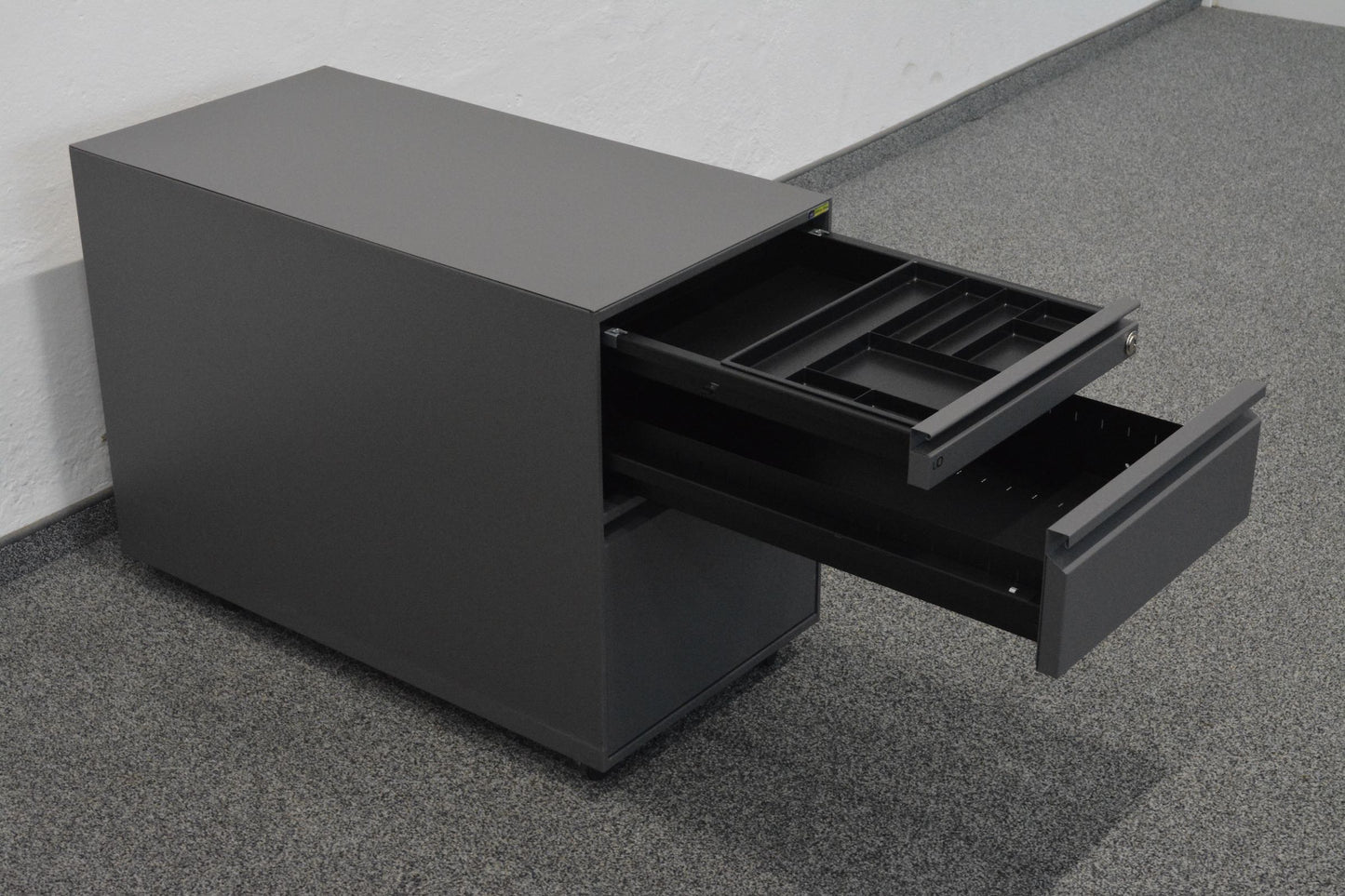 Lista Office Serie L2 Roll-Korpus