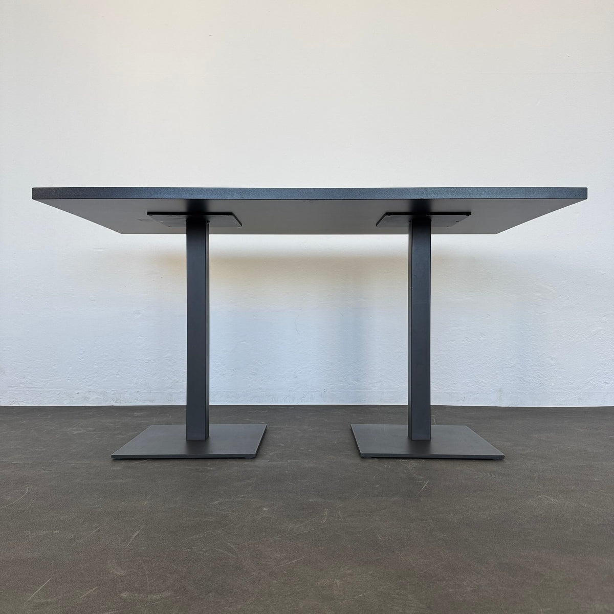 Aermo Modell 4413 Bistrotisch Ansicht von unten - 6035013