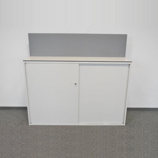Lista Storage Schiebetür-Aktenschrank Metall Weiss mit Akustik-Aufbau
