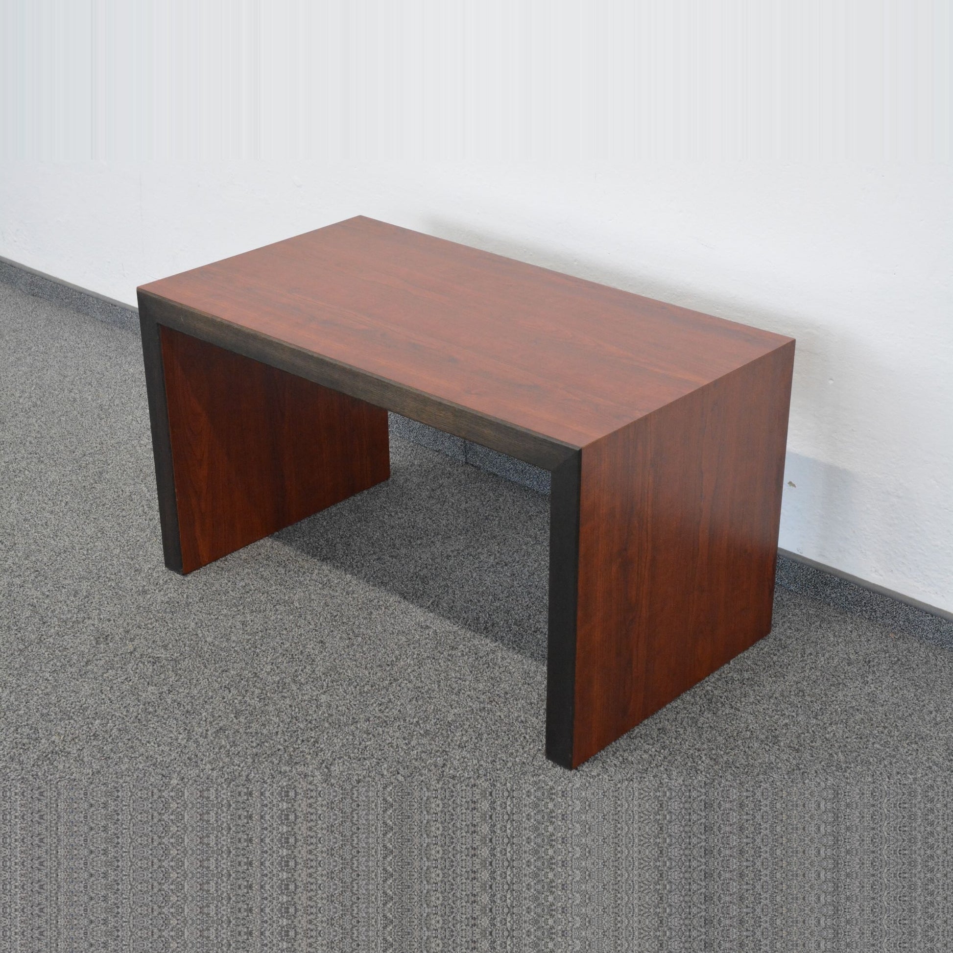 Top Design Basic Lounge-Table von rechts