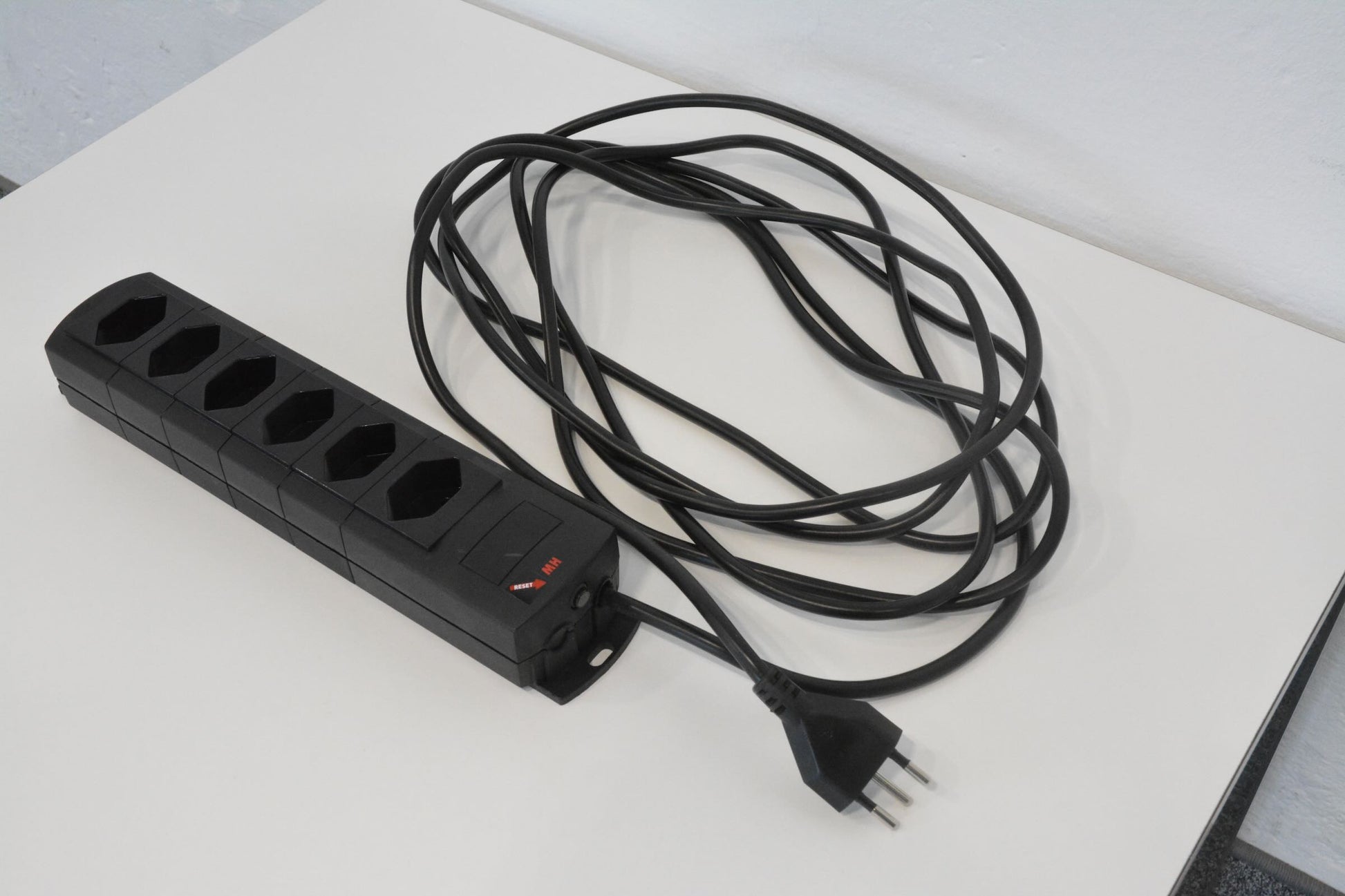 Max Hauri Prime Line Mehrfachstecker mit Kabel 5 Meter