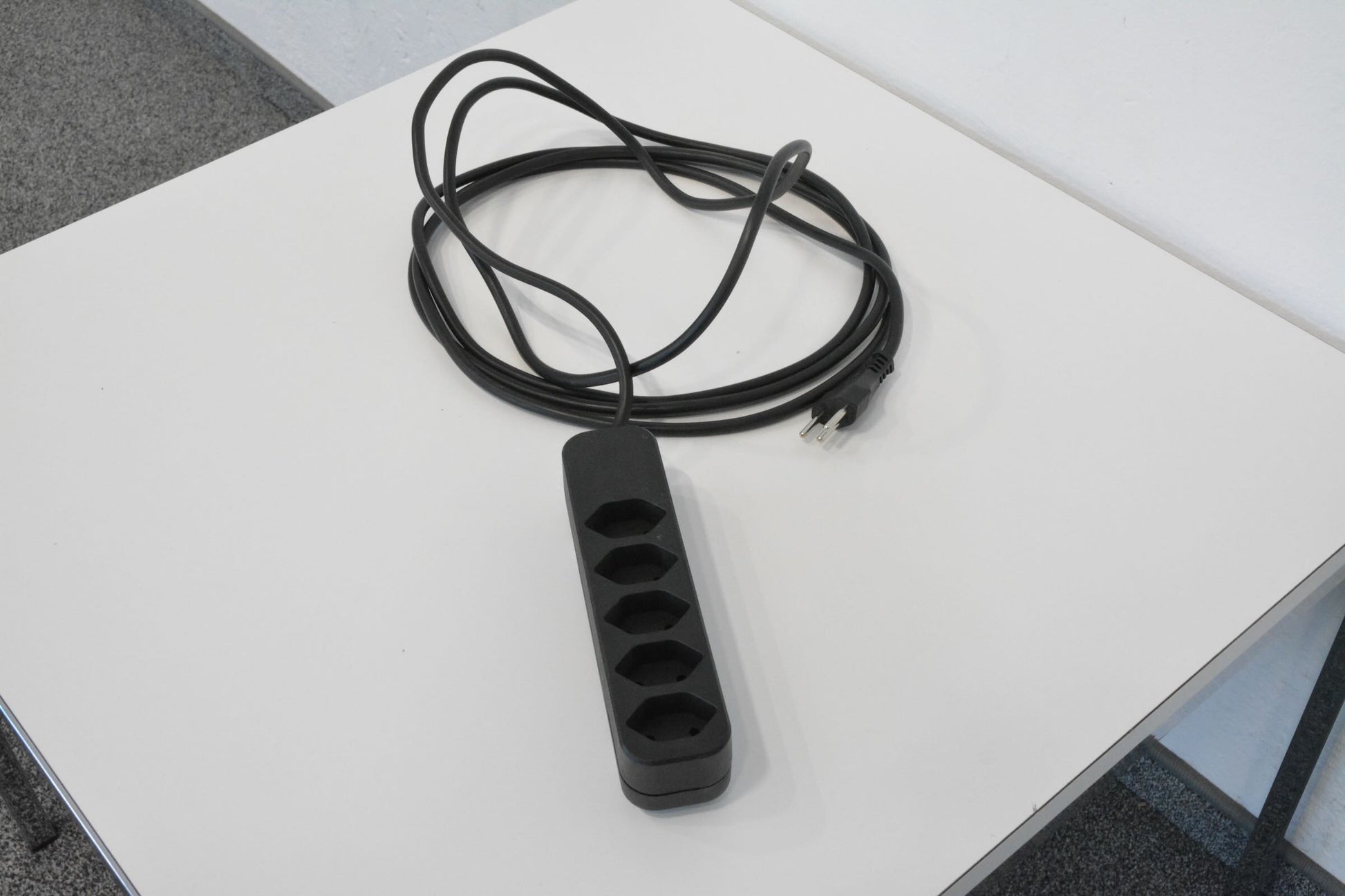 Max Hauri Prime Line Mehrfachstecker mit Kabel 3 Meter