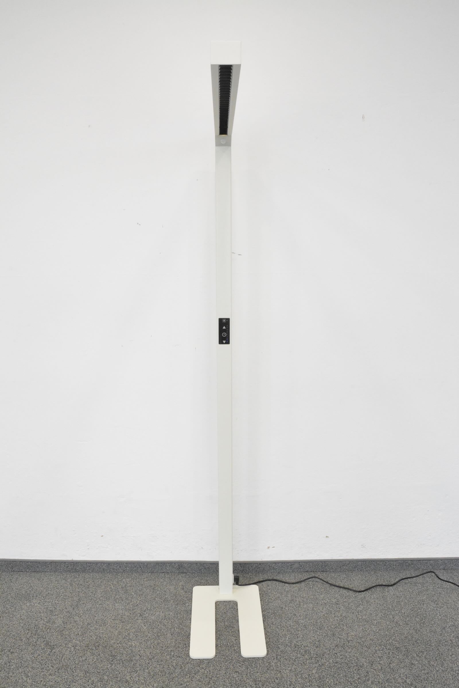 MyLight Slim LED Stehleuchte mit 9500 Lumen