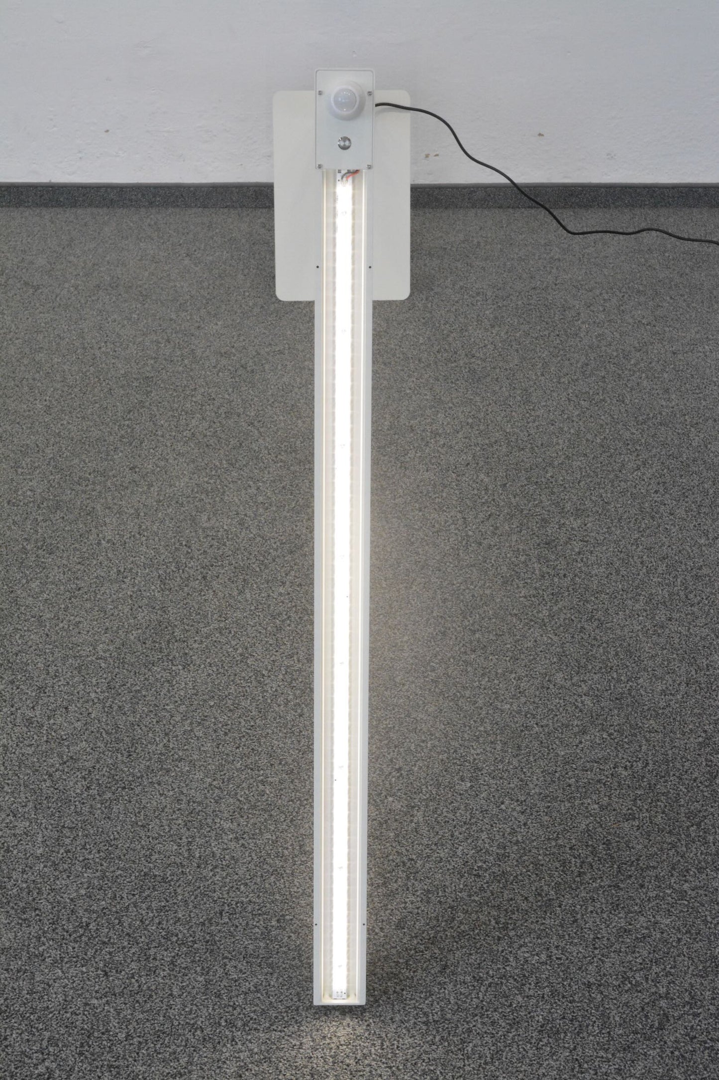 MyLight Slim LED Stehleuchte mit Tageslichtsensor