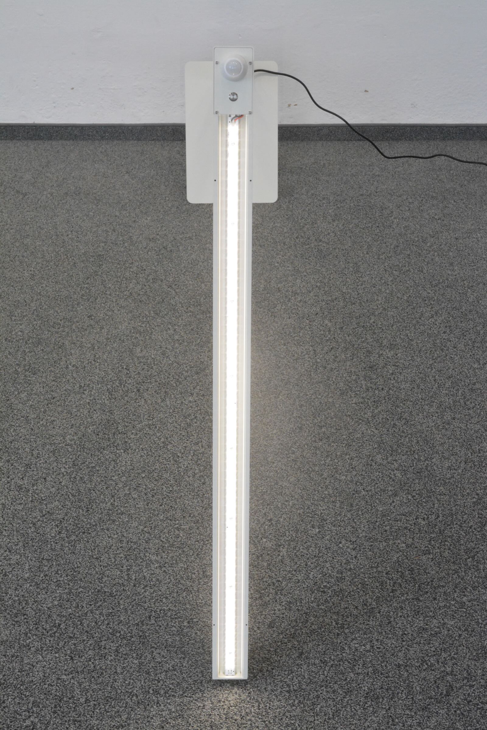 MyLight Slim LED Stehleuchte mit Tageslichtsensor