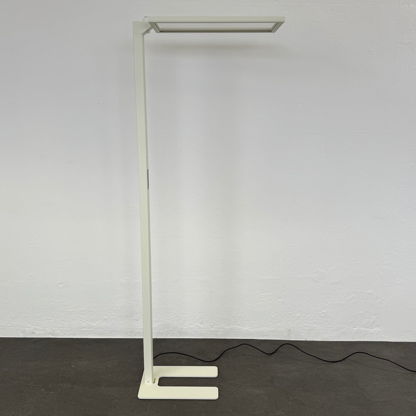 MyLight Classic LED Stehleuchte Weiss mit Tageslichtsensor - 6035366