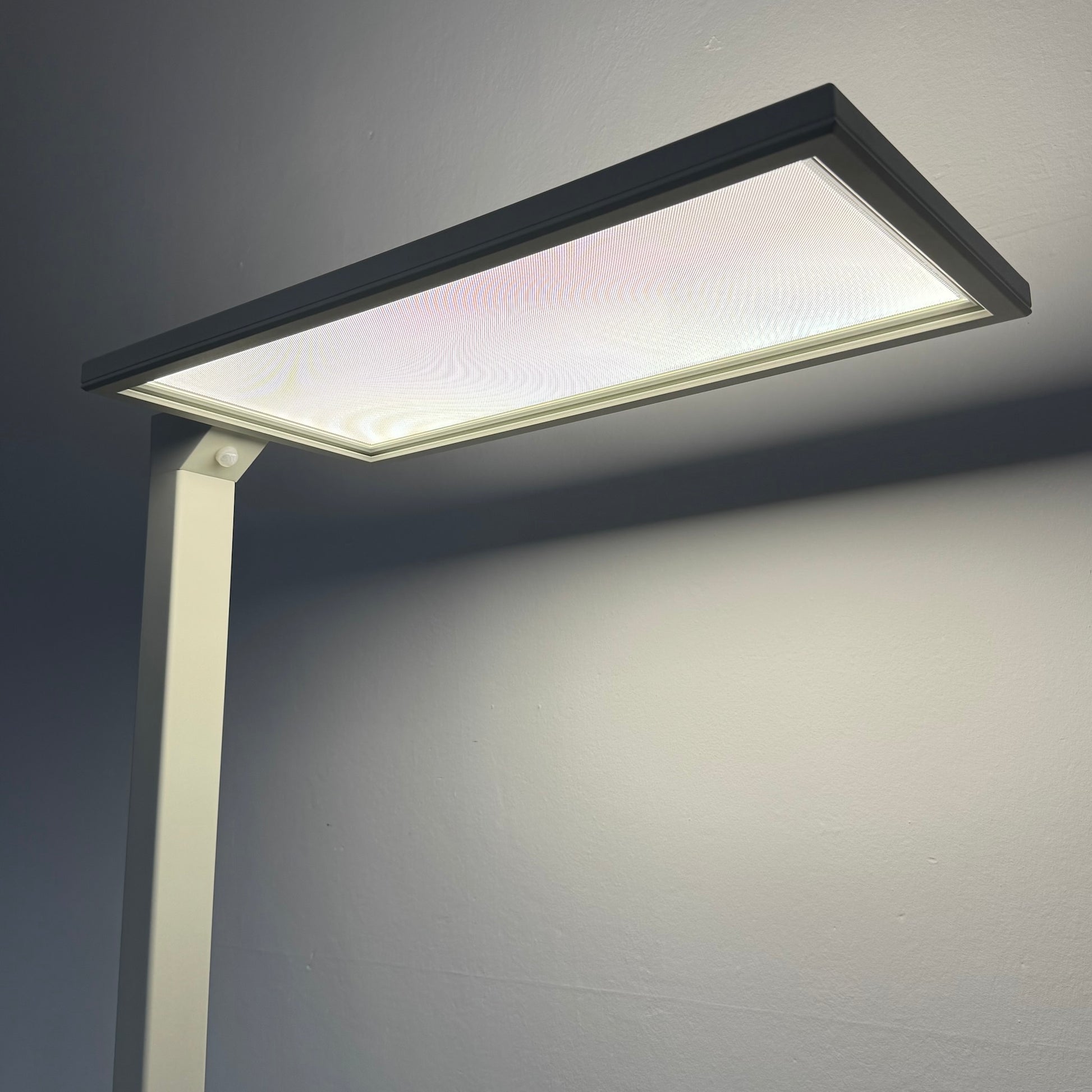 MyLight Classic LED Stehleuchte Weiss Detailfoto Lampenkopf - 6035366