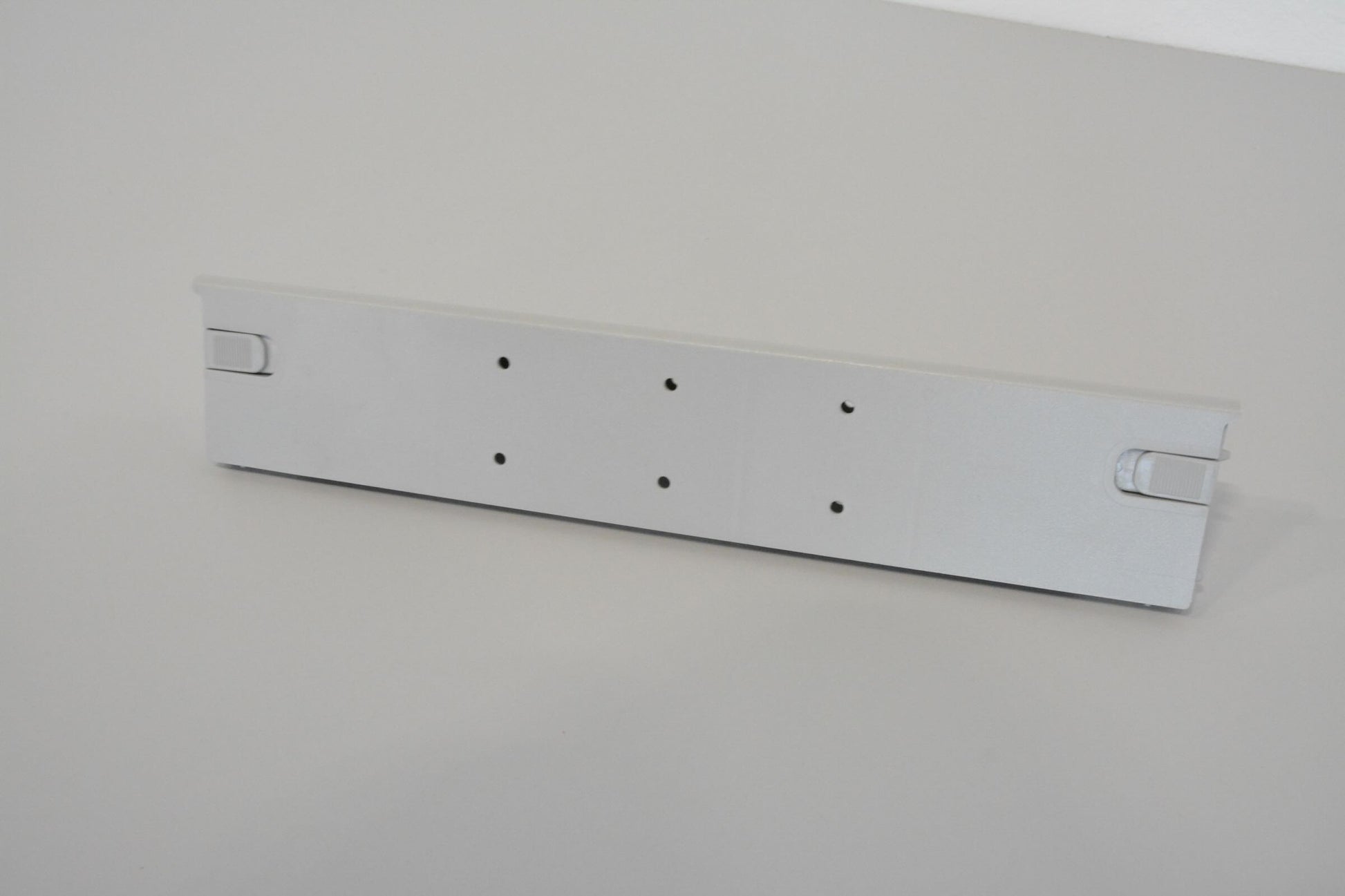 Hettich Modul Trenner für Korpus mit einer Höhe von 65mm