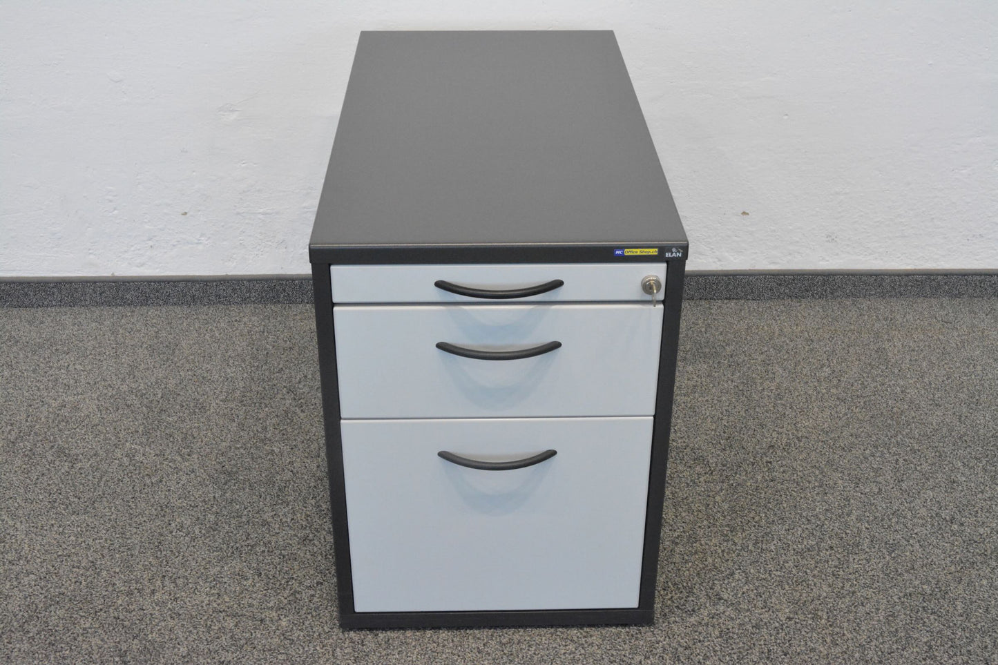 Elan Euroffice Unterstell-Korpus aus Spanplatte Anthrazit und Lichtgrau