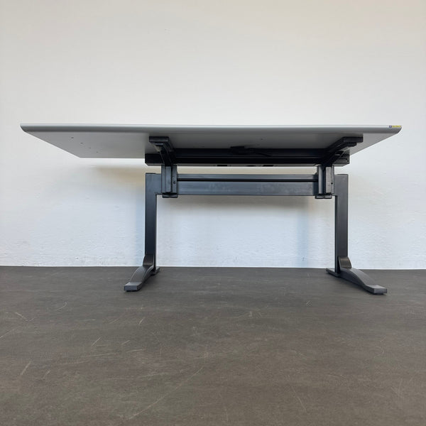 Elan Euroffice Schreibtisch 1600 x 800mm - Lichtgrau