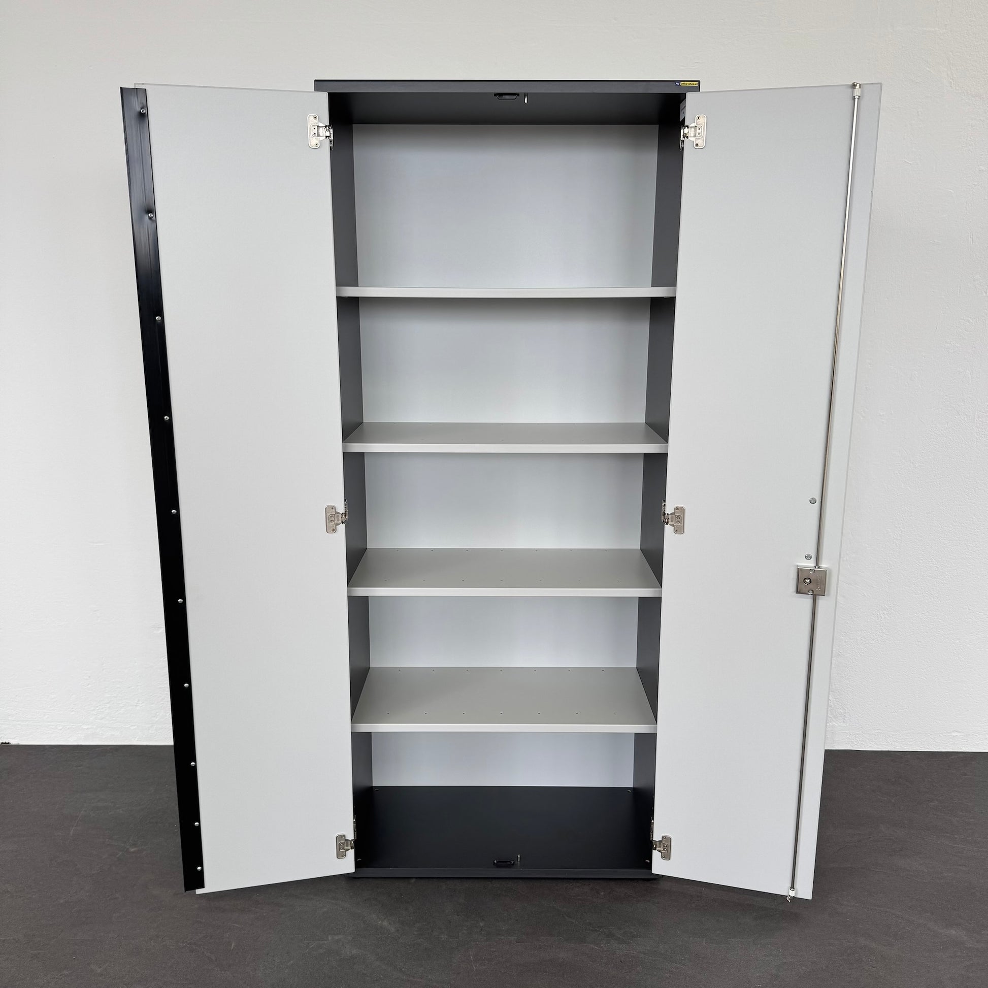 Elan Euroffice Flügeltür-Aktenschrank Front offen